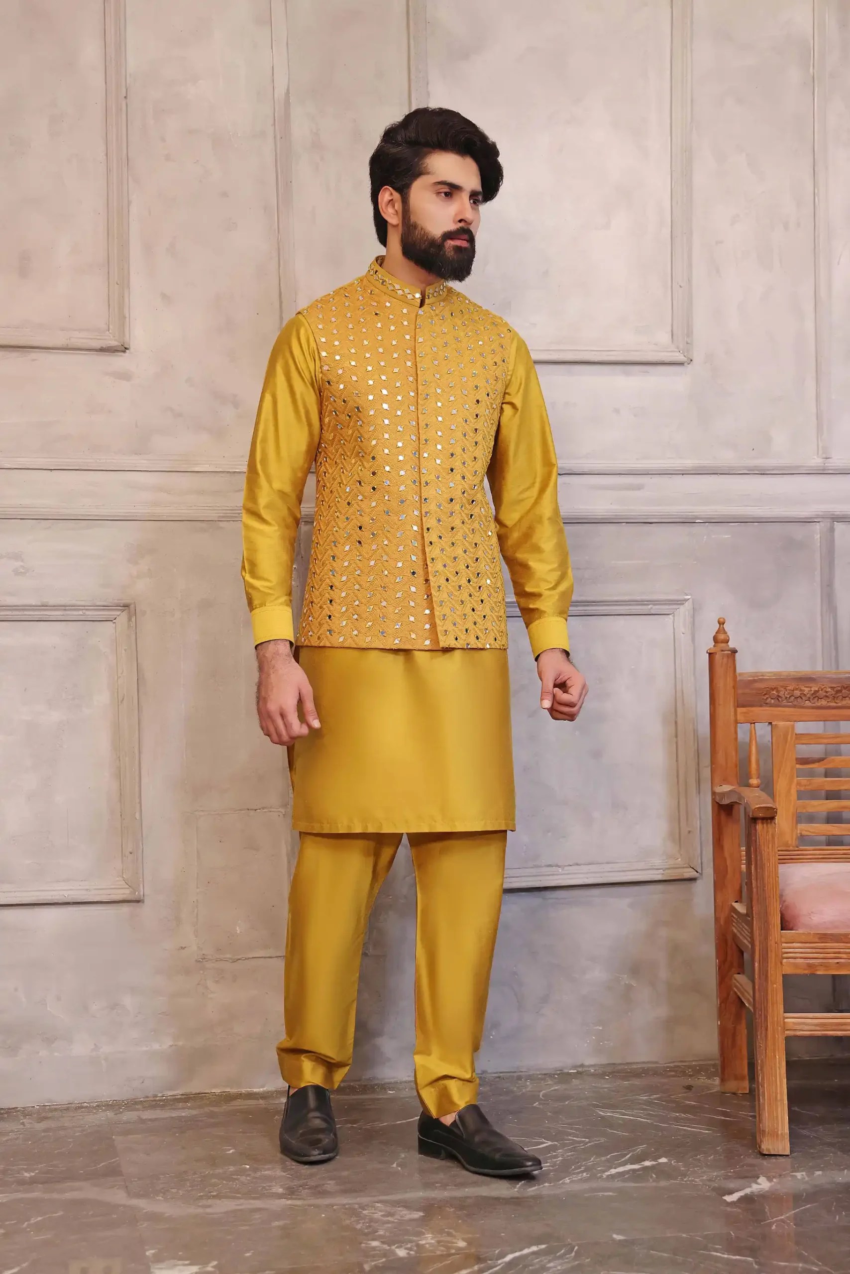 Metallic Gold Mirrorwork Waistcoat Kurta Set (3-Piece) - Image 2