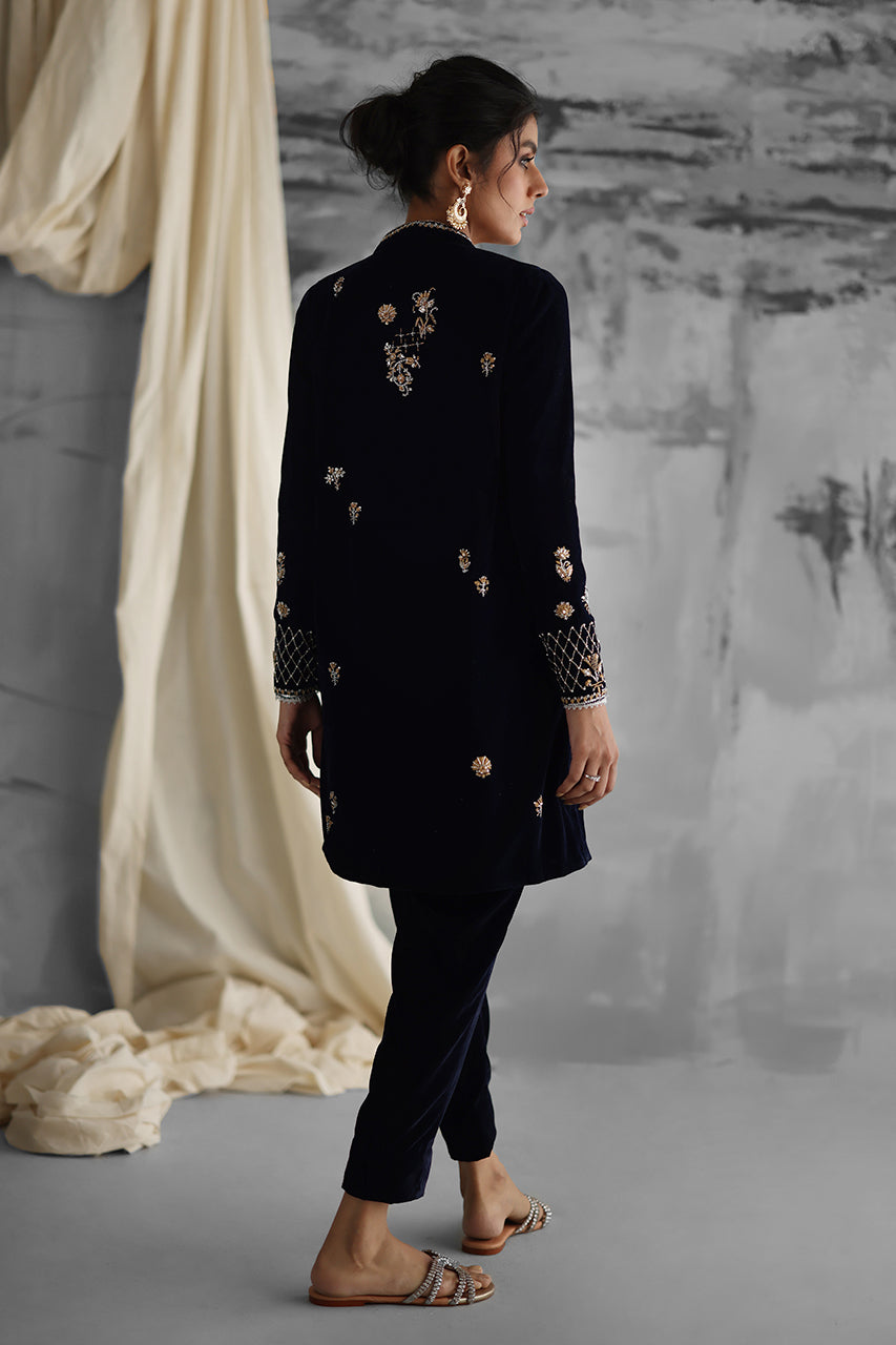 Pakistani Navy Zardozi Velvet Achkan Set (3-Piece) - Image 4