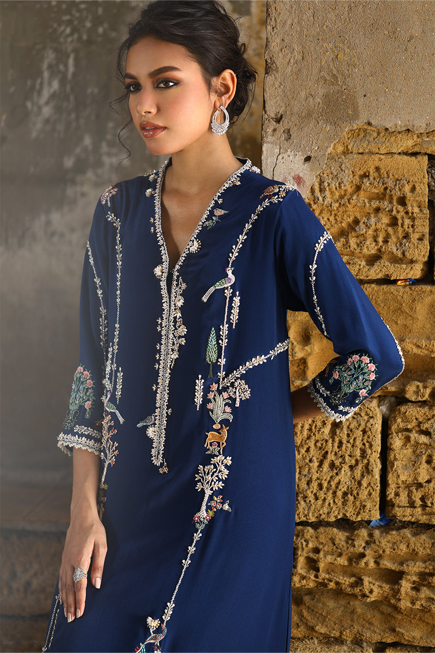 Navy Blue Zardozi Aari Crepe Silk Kaftan (1-Pc) - Image 3