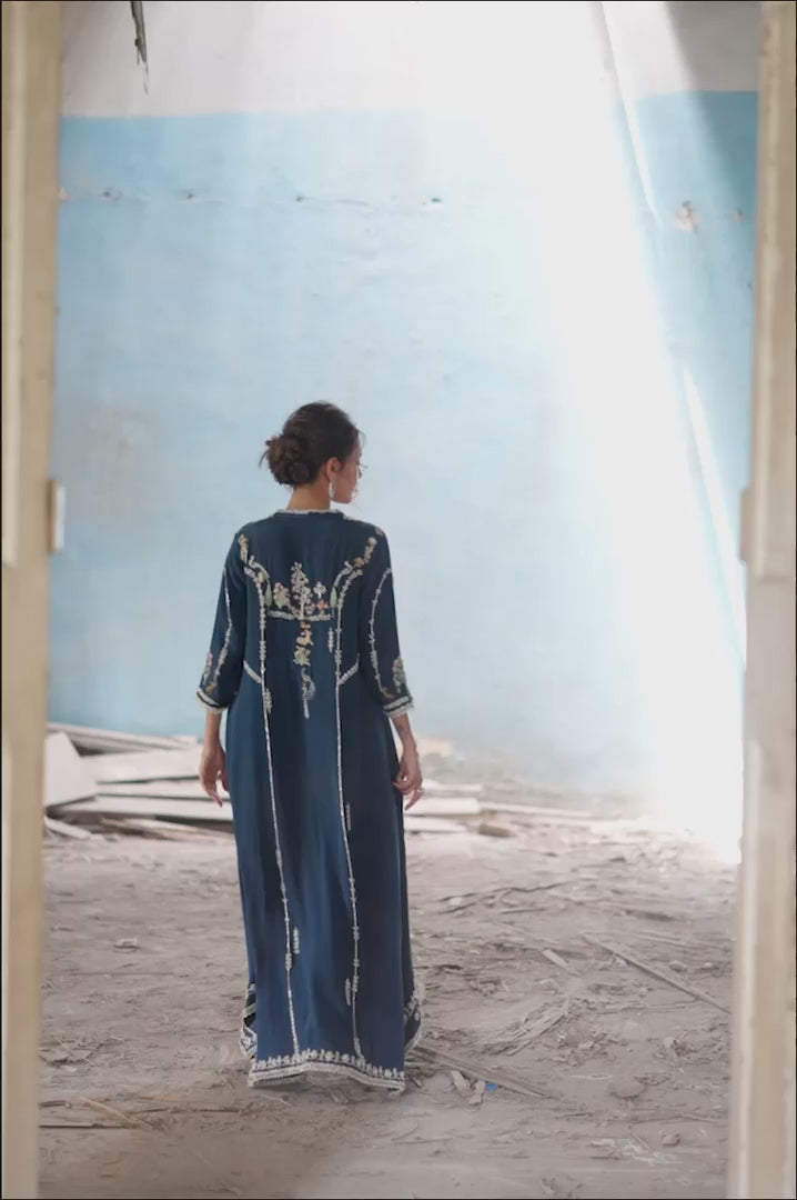 Navy Blue Zardozi Aari Crepe Silk Kaftan (1-Pc) - Image 7