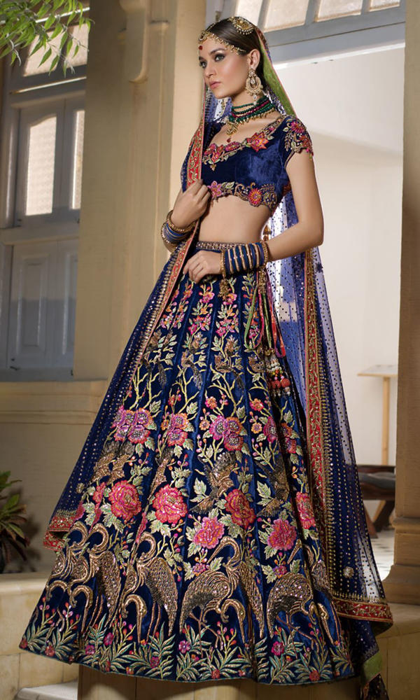 Pakistani Navy Blue Embroidered Velvet Bridal Lehenga Choli (3-Piece) - Image 2