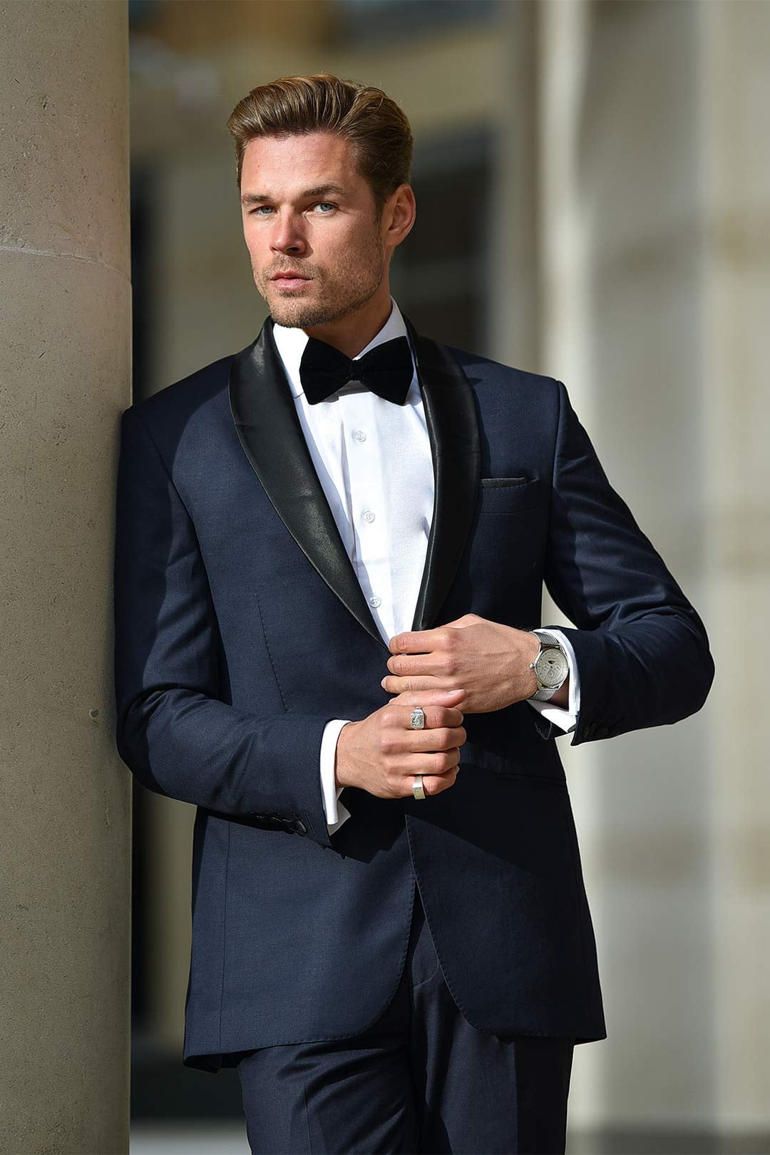 Navy Blue Italian Fabric Tuxedo Suit (2-Piece) - Image 4