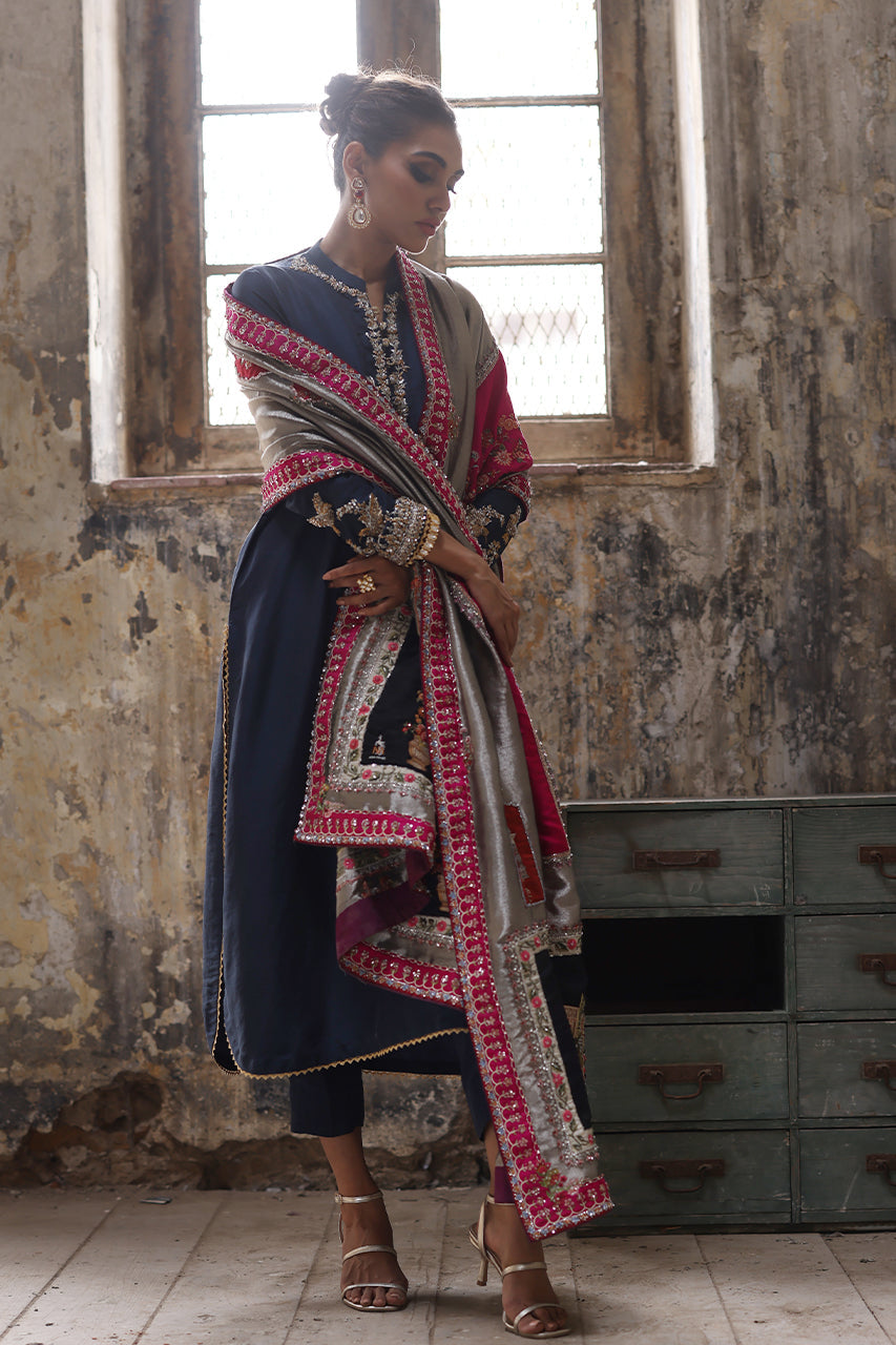 Pakistani Grey Metallic Tissue Chaddar & Navy Zardozi Salwar Kameez (3-Piece) - Image 5