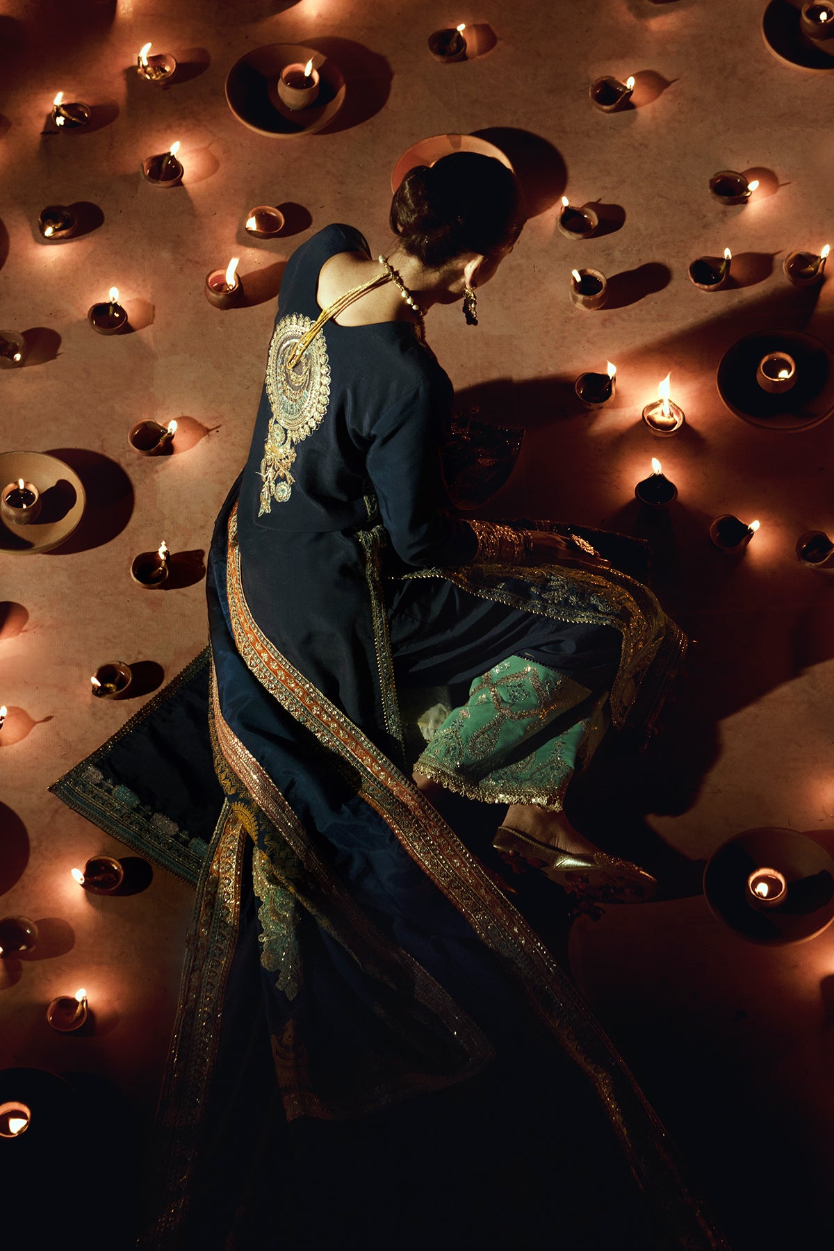 Pakistani Navy Resham Embroidered Rawsilk Salwar Kameez (3-Piece) - Image 10