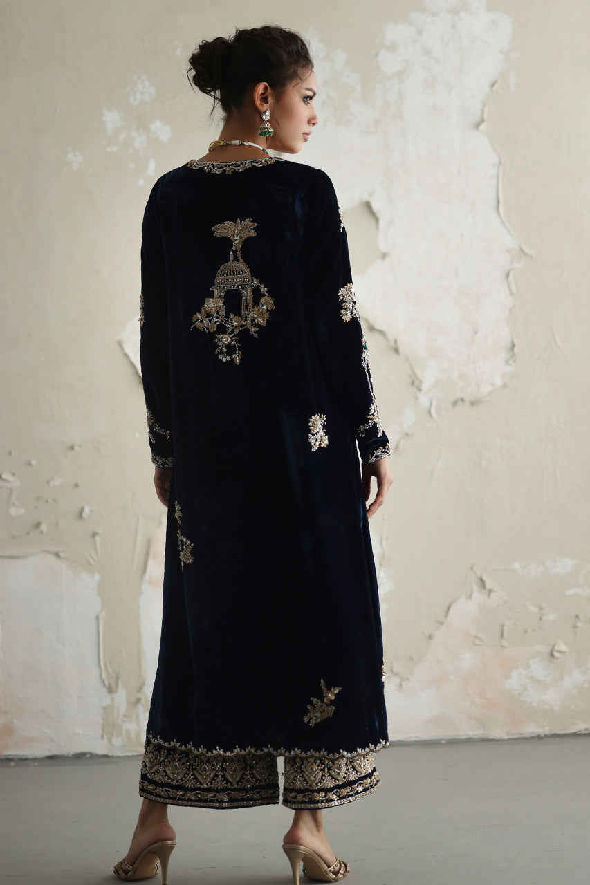 Navy Blue Zardozi Velvet Kurta Set (3-Piece) - Image 2