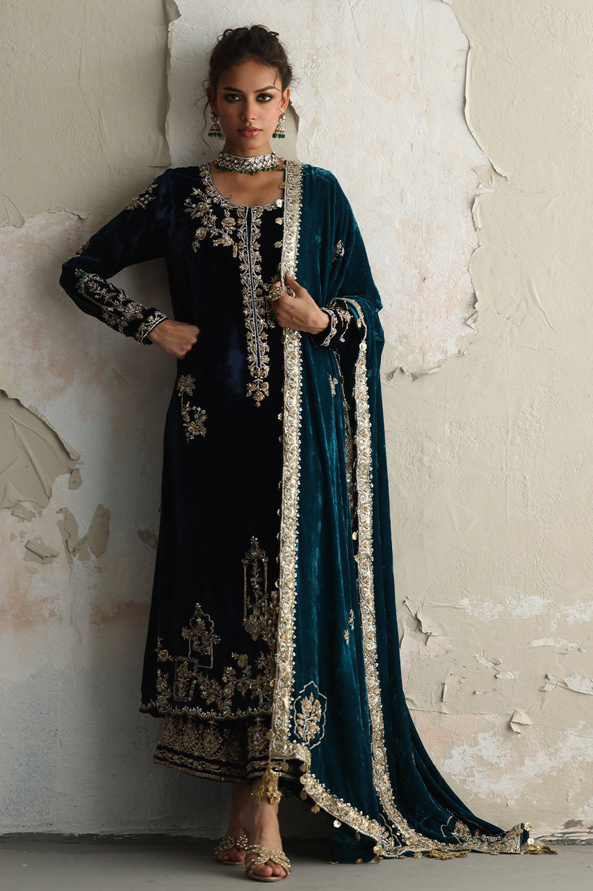 Navy Blue Zardozi Velvet Kurta Set (3-Piece) - Image 7