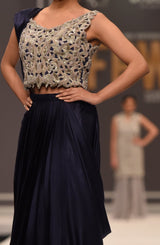 Pakistani Silver Embellished Silk Blouse with Navy Pleated Sari (2-Piece) - Image 4