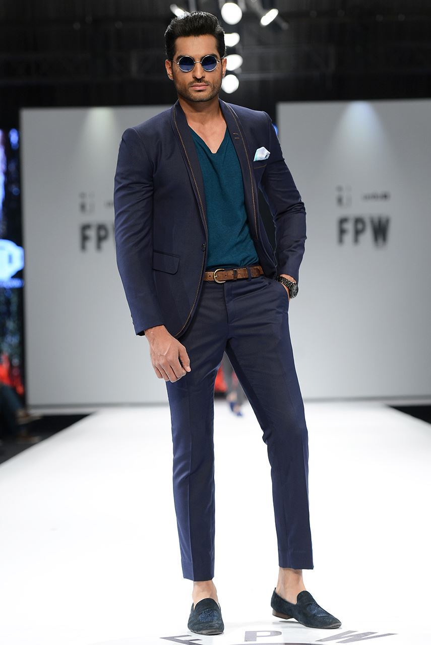 Navy Blue Contrast Lapel Wool-Blend Tuxedo (2-Piece) - Image 1