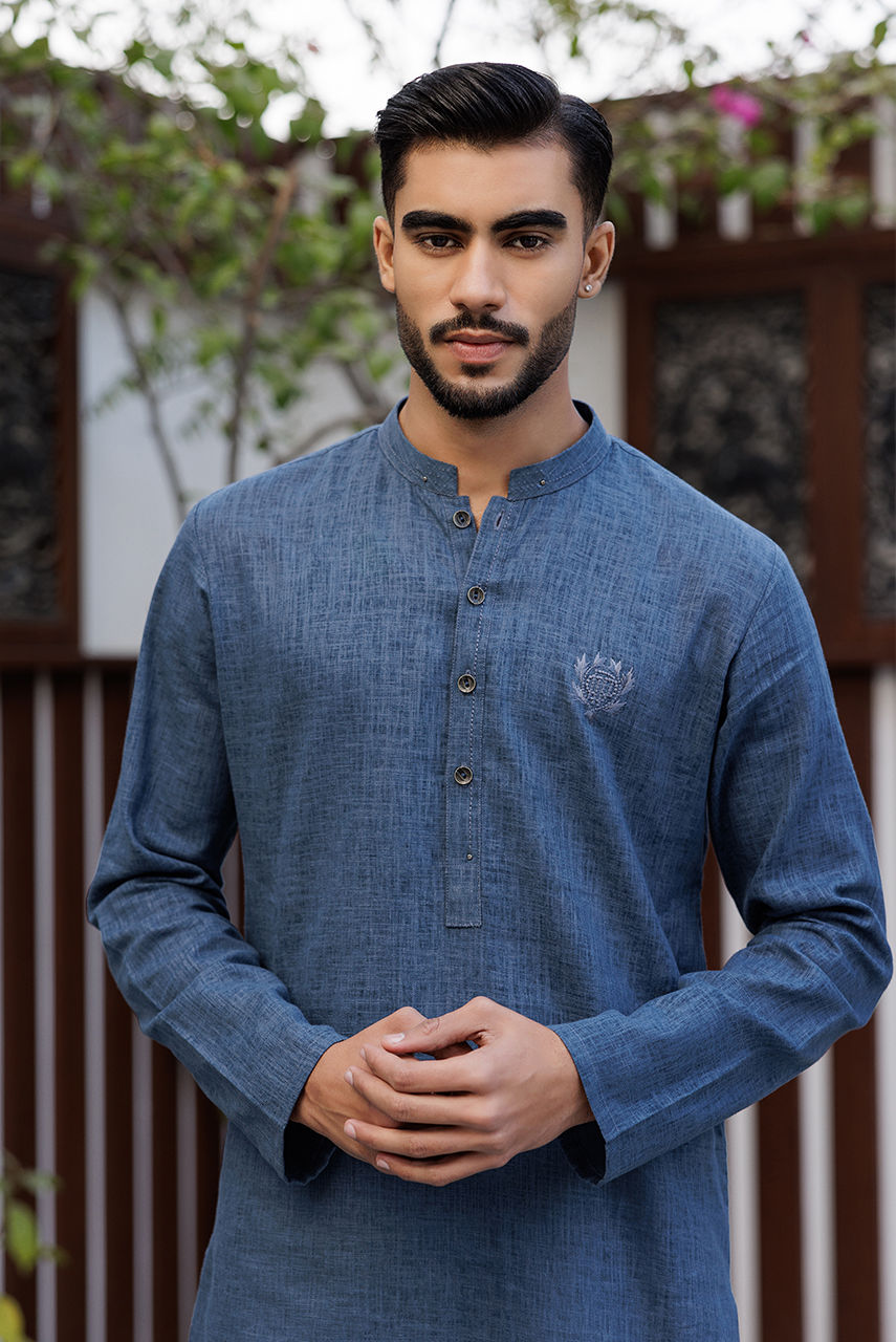 Navy Blue Embroidered Linen Waistcoat Kurta Set (3-Piece) - Image 4