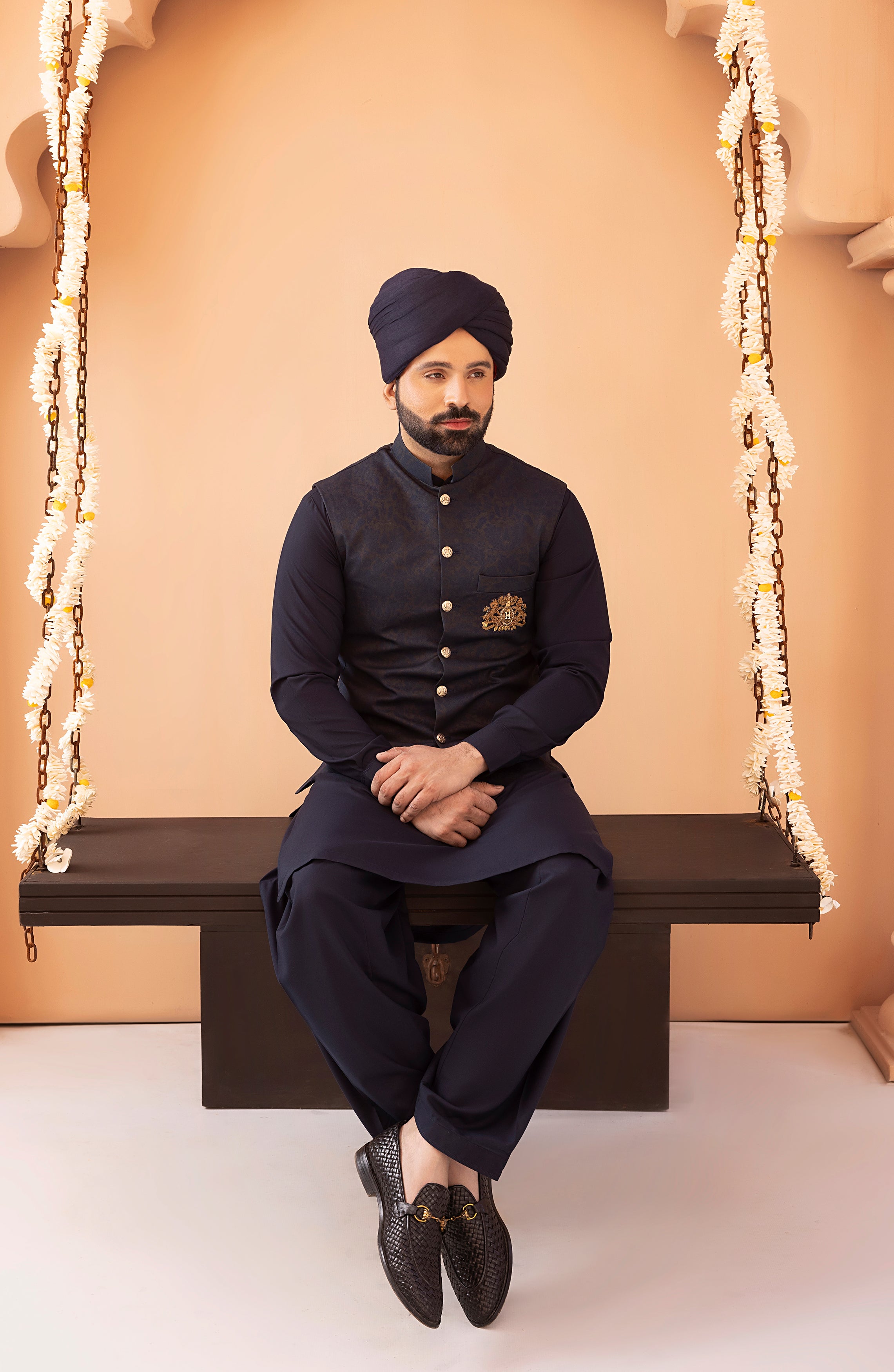 Navy Blue Embroidered Twill Waistcoat Kurta (3-Piece) - Image 6