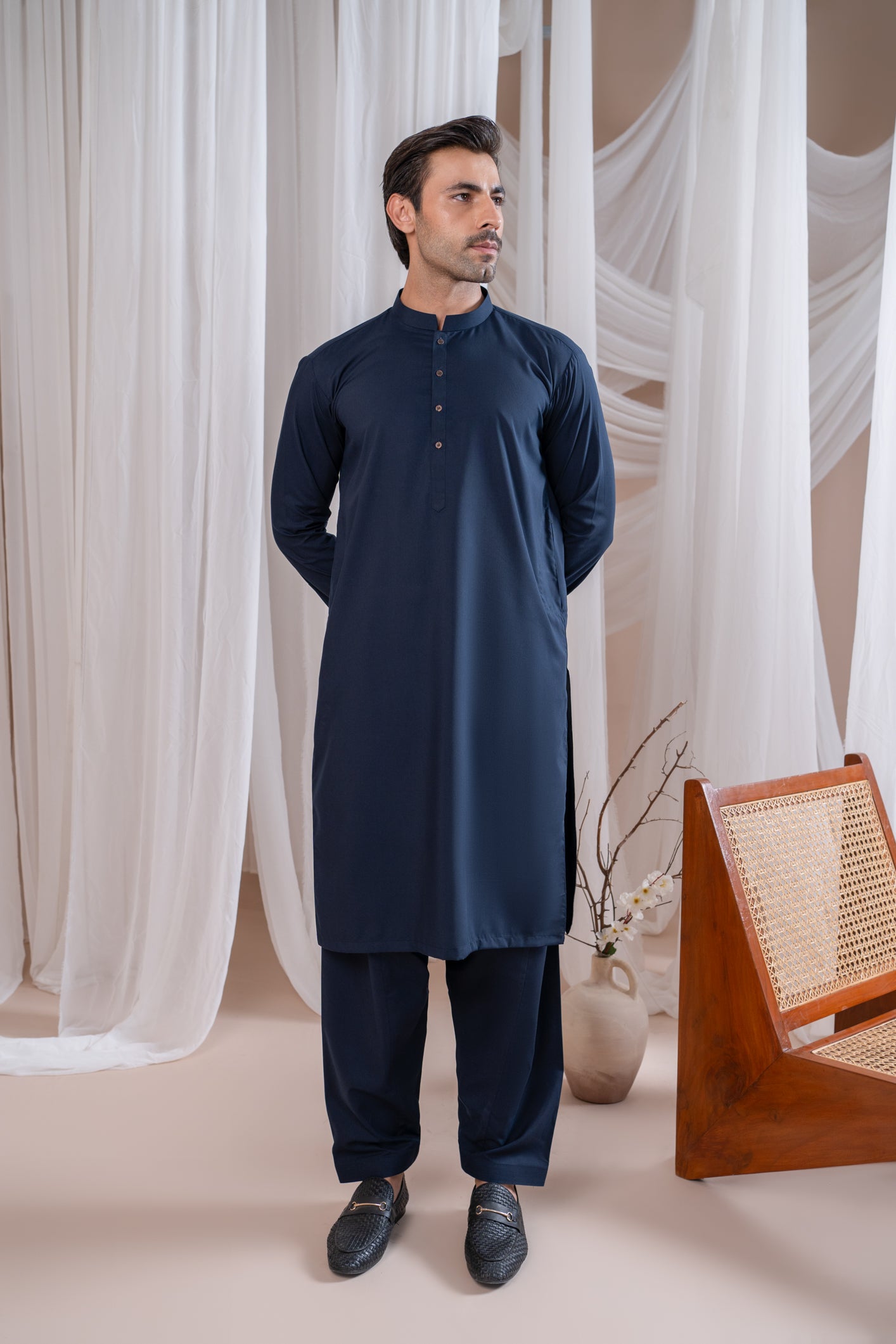 Navy Blue Blended Fabric Kurta Pajama (2-Piece) - Image 2