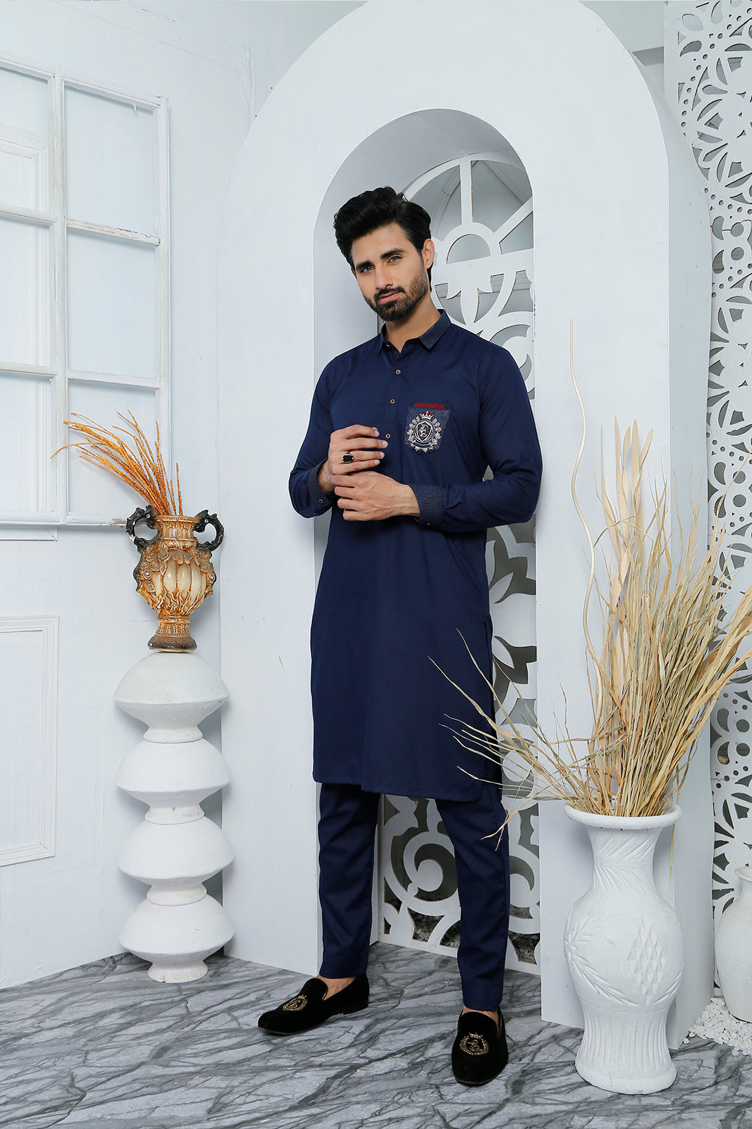 Navy Blue Embroidered Cotton-Blend Kurta Pajama (2-Piece) - Image 2