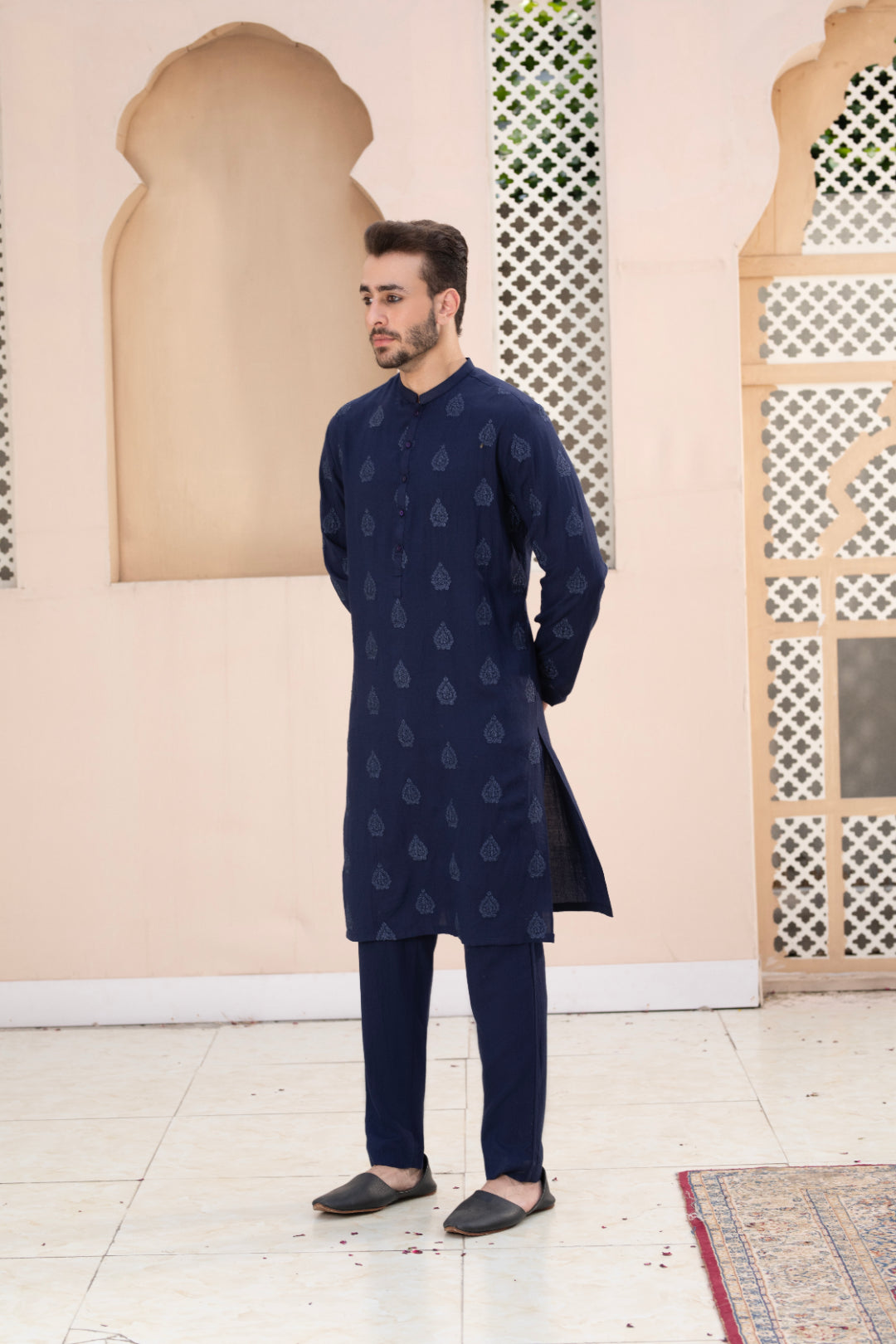 Navy Blue Woven Cotton Row Silk Kurta Pajama (2-Piece) - Image 2