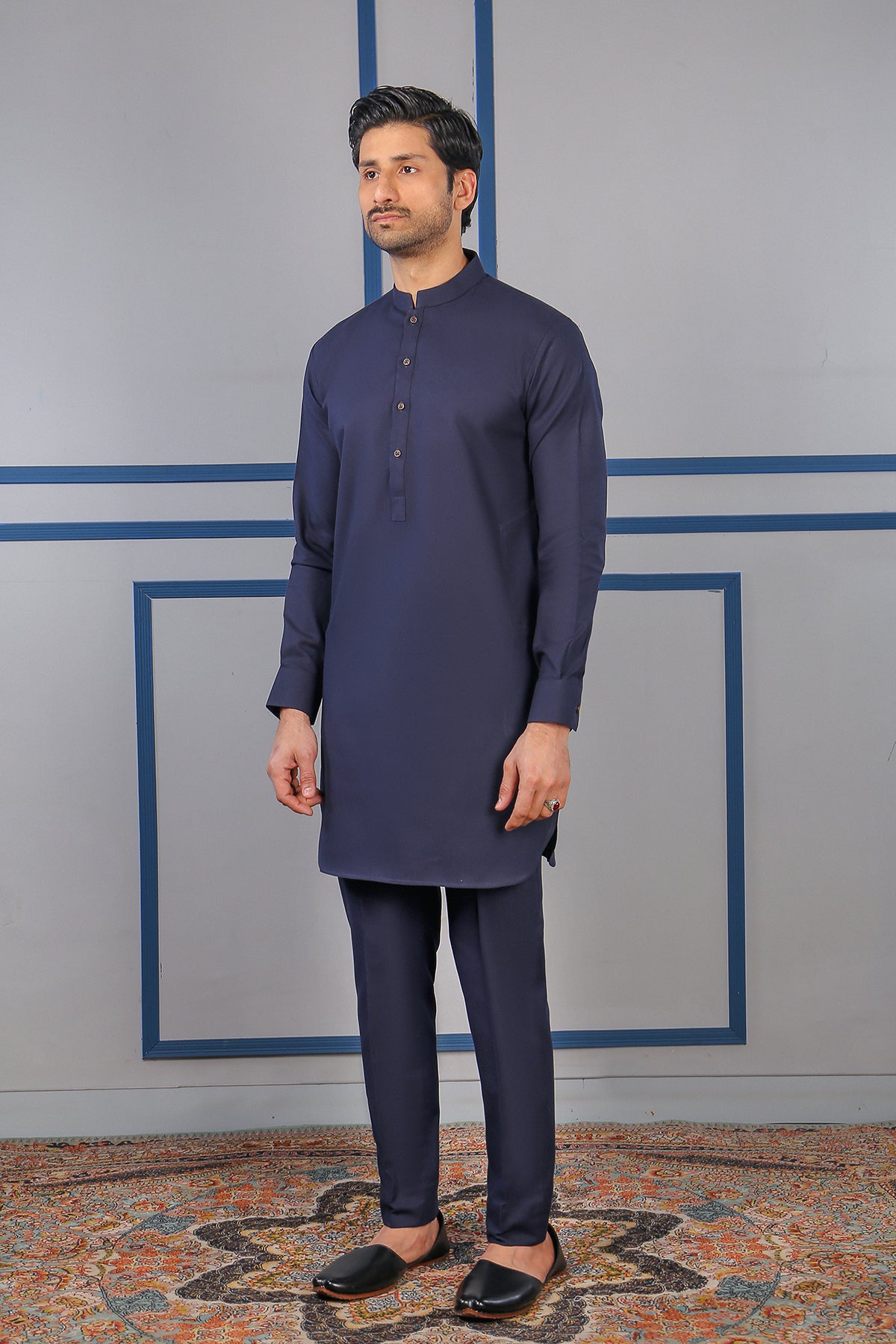 Navy Blue Hand Loomed Kurta Pajama (2-Piece) - Image 2