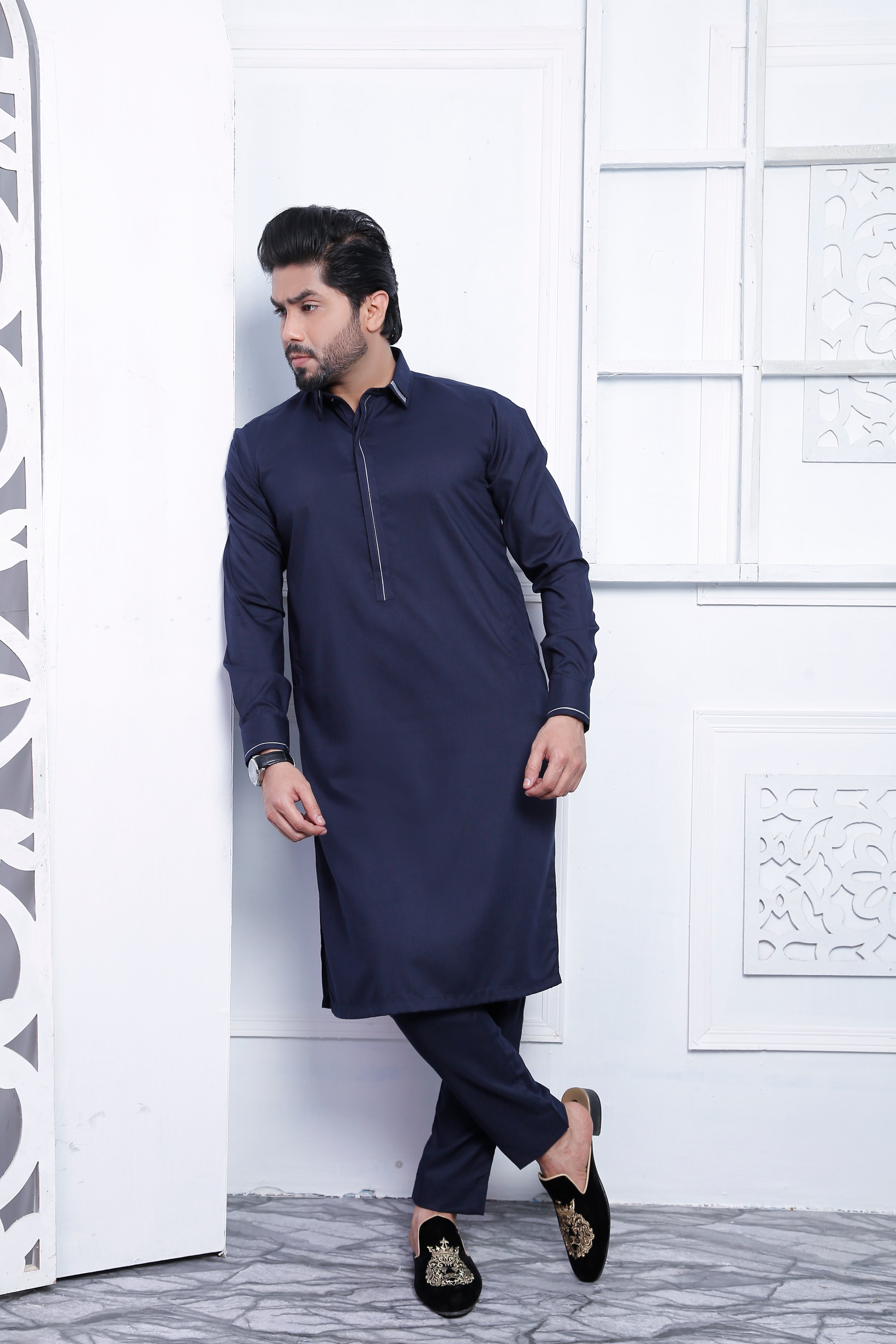 Navy Blue Contrast Piping Lightweight Kurta Pajama (2-Piece) - Image 1