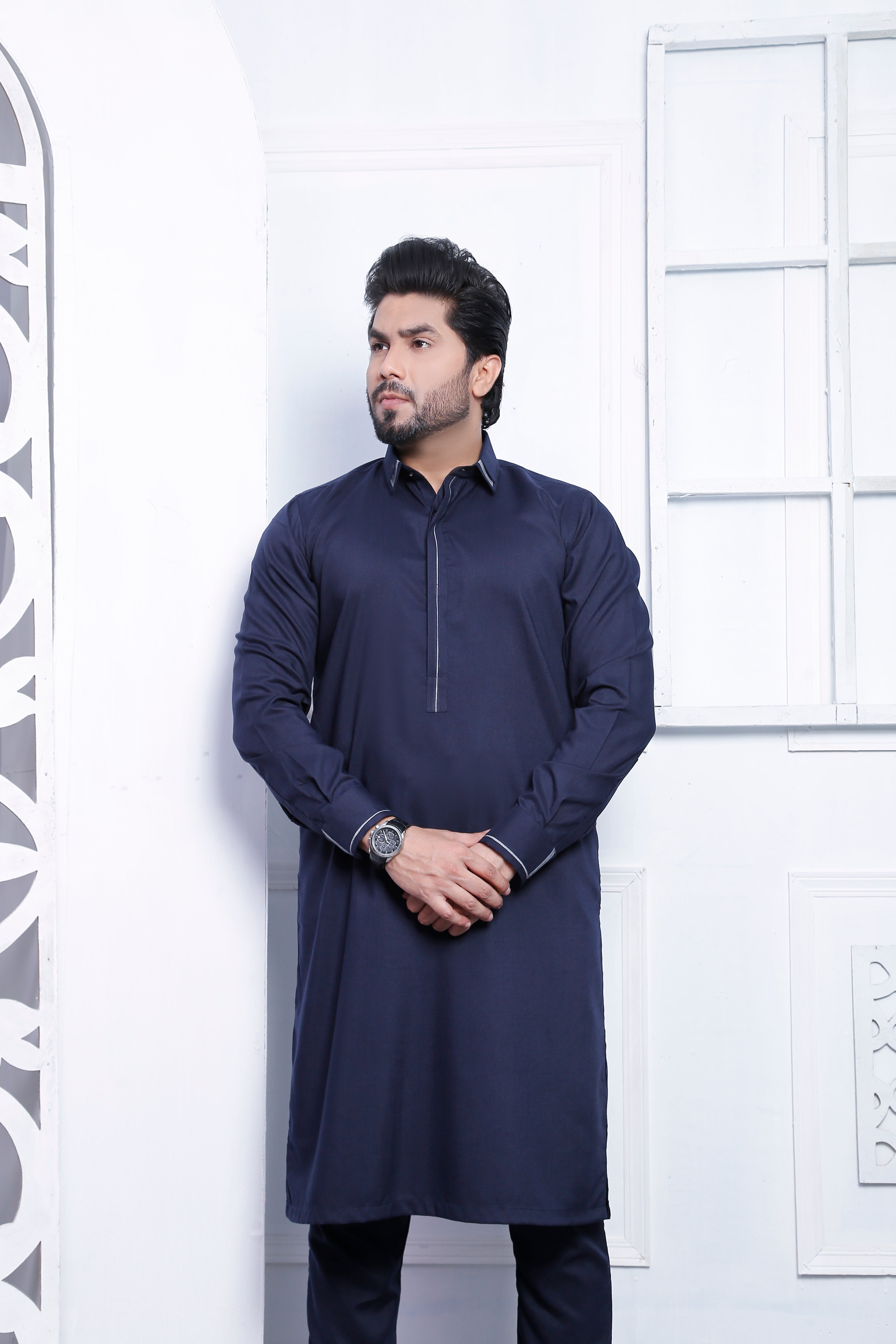 Navy Blue Contrast Piping Lightweight Kurta Pajama (2-Piece) - Image 2