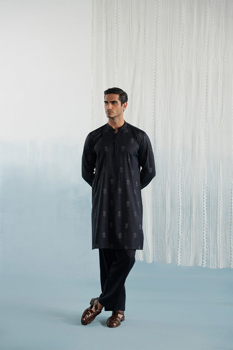Navy Blue Floral Block Print Karandi Kurta Pajama (2-Piece) - Image 4