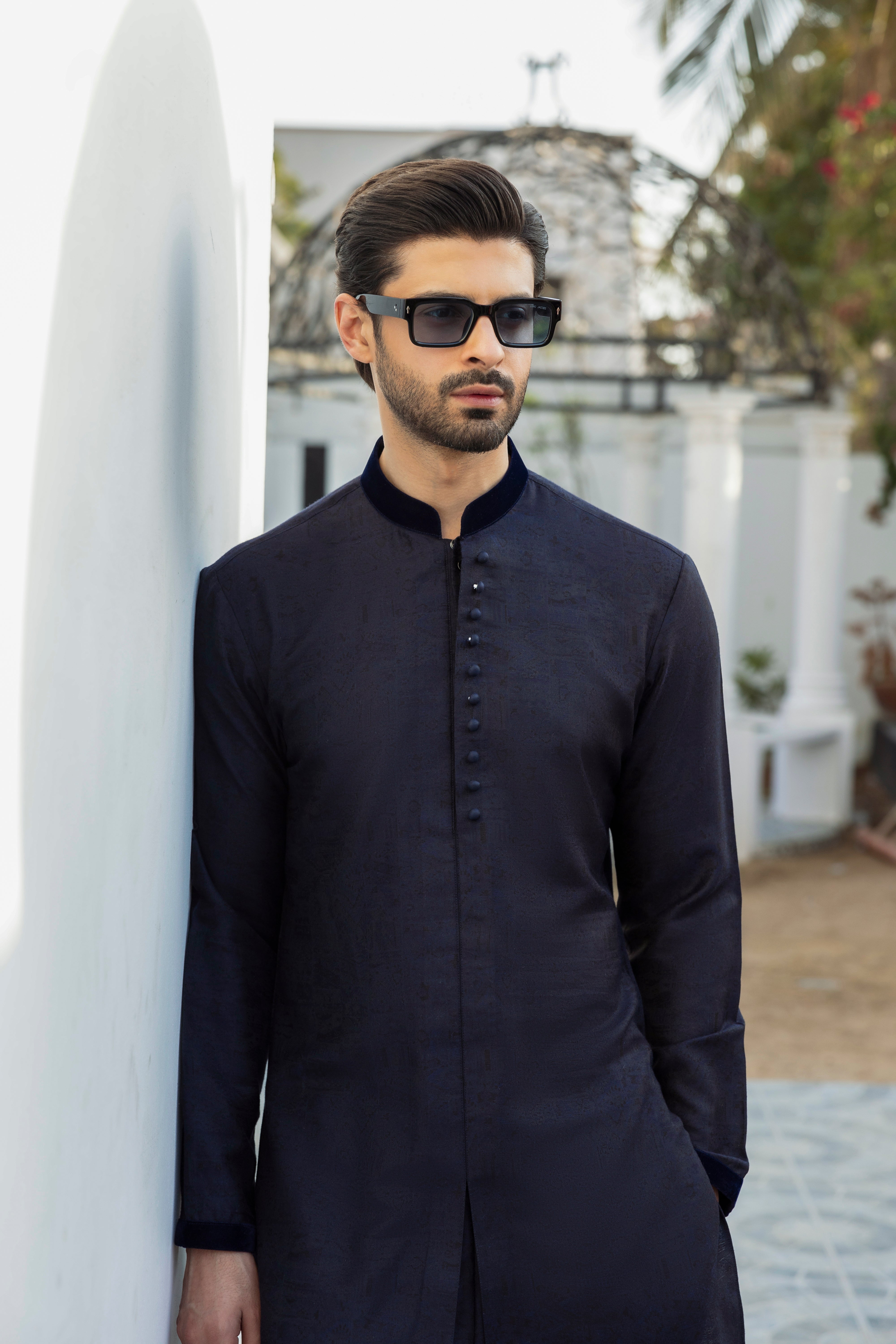 Navy Blue Self-Jacquard Kurta Pajama (2-Piece) - Image 3