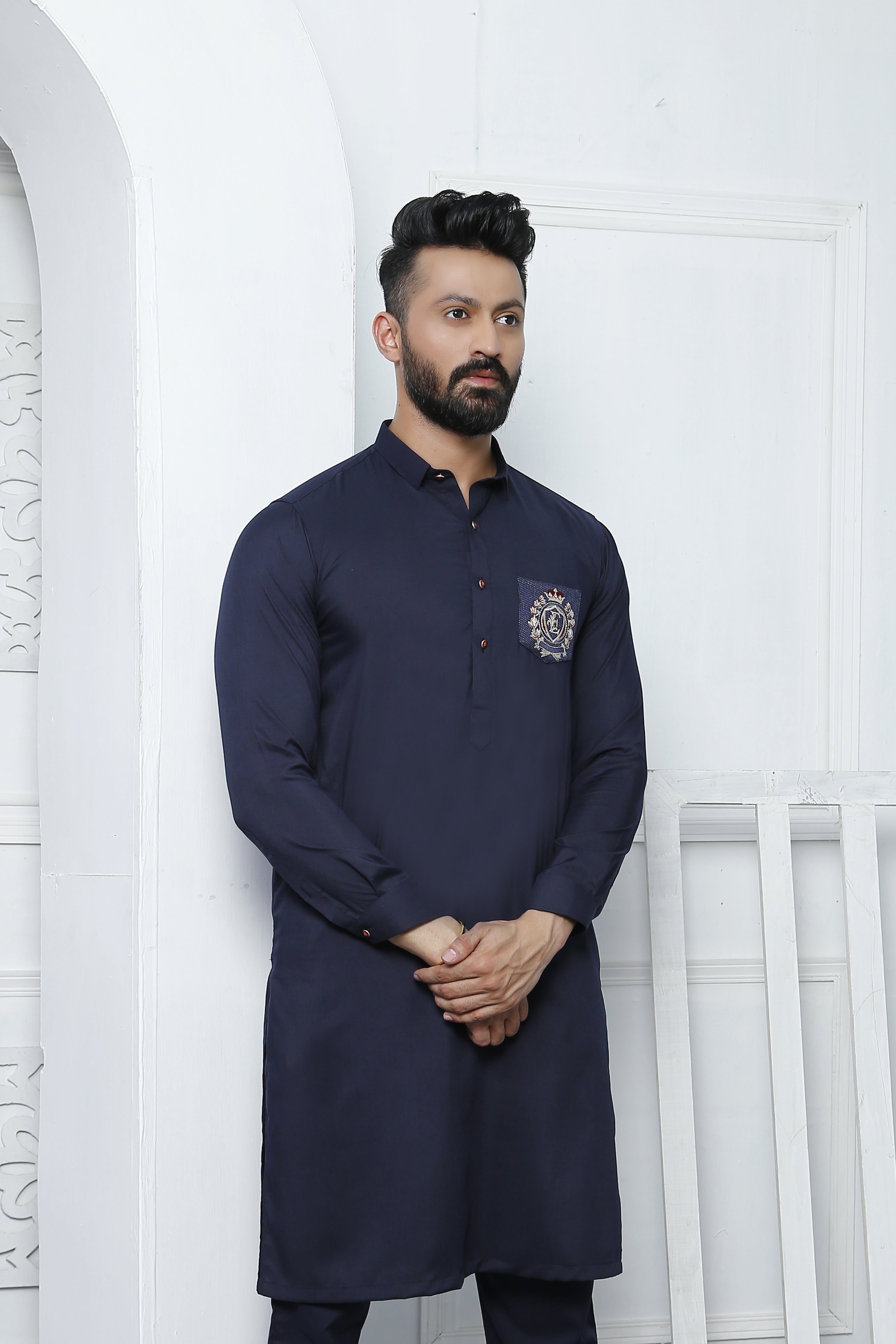 Navy Blue Embroidered Cotton-Blend Kurta Pajama (2-Piece) - Image 3