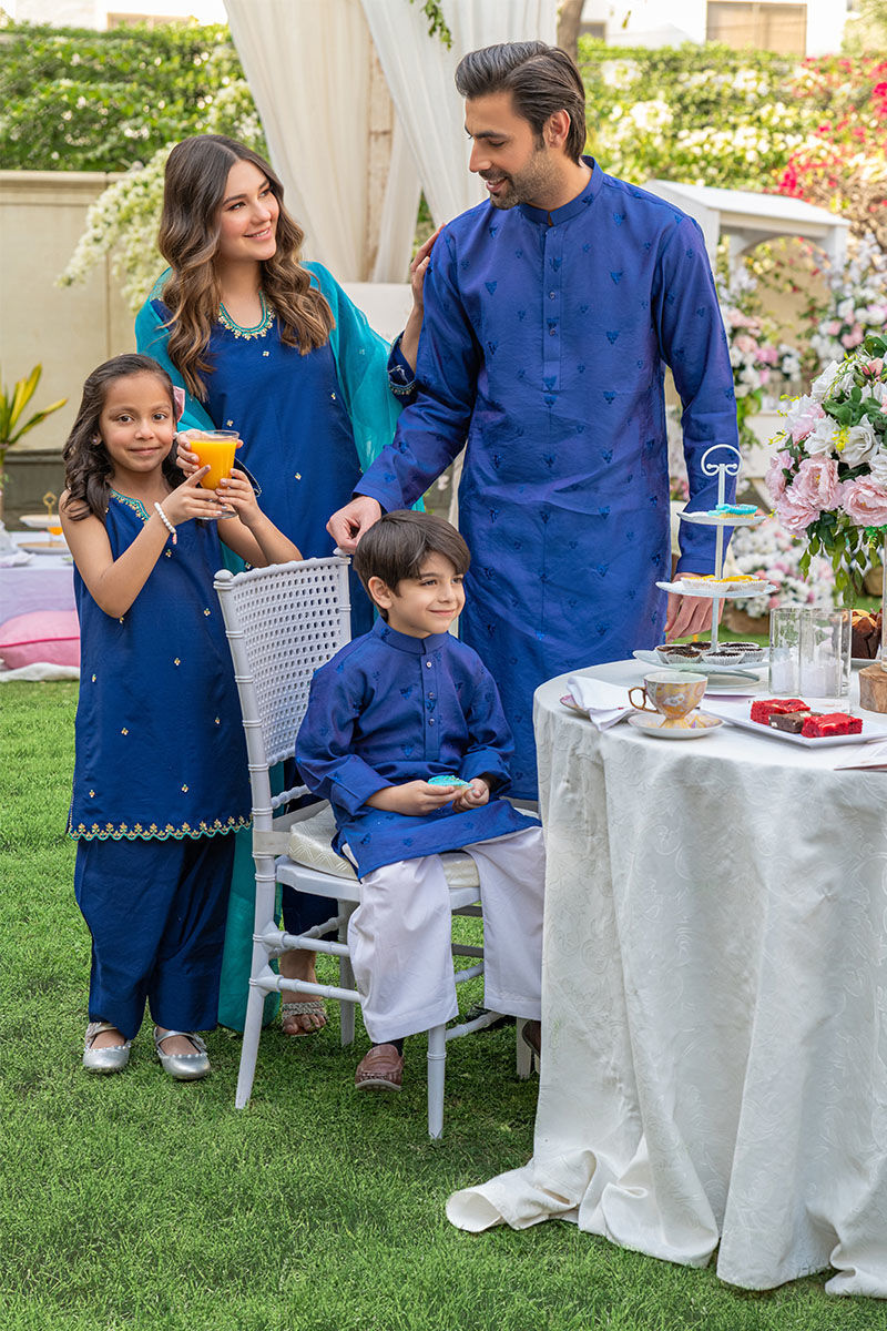 Navy Blue Embroidered Cotton-Silk Kurta (2-Piece) - Image 7