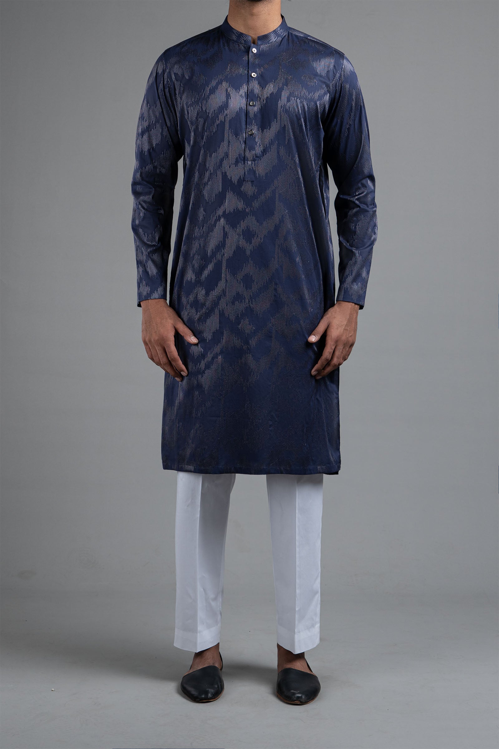 Navy Blue Embroidered Egyptian Cotton Kurta (2-Piece) - Image 1