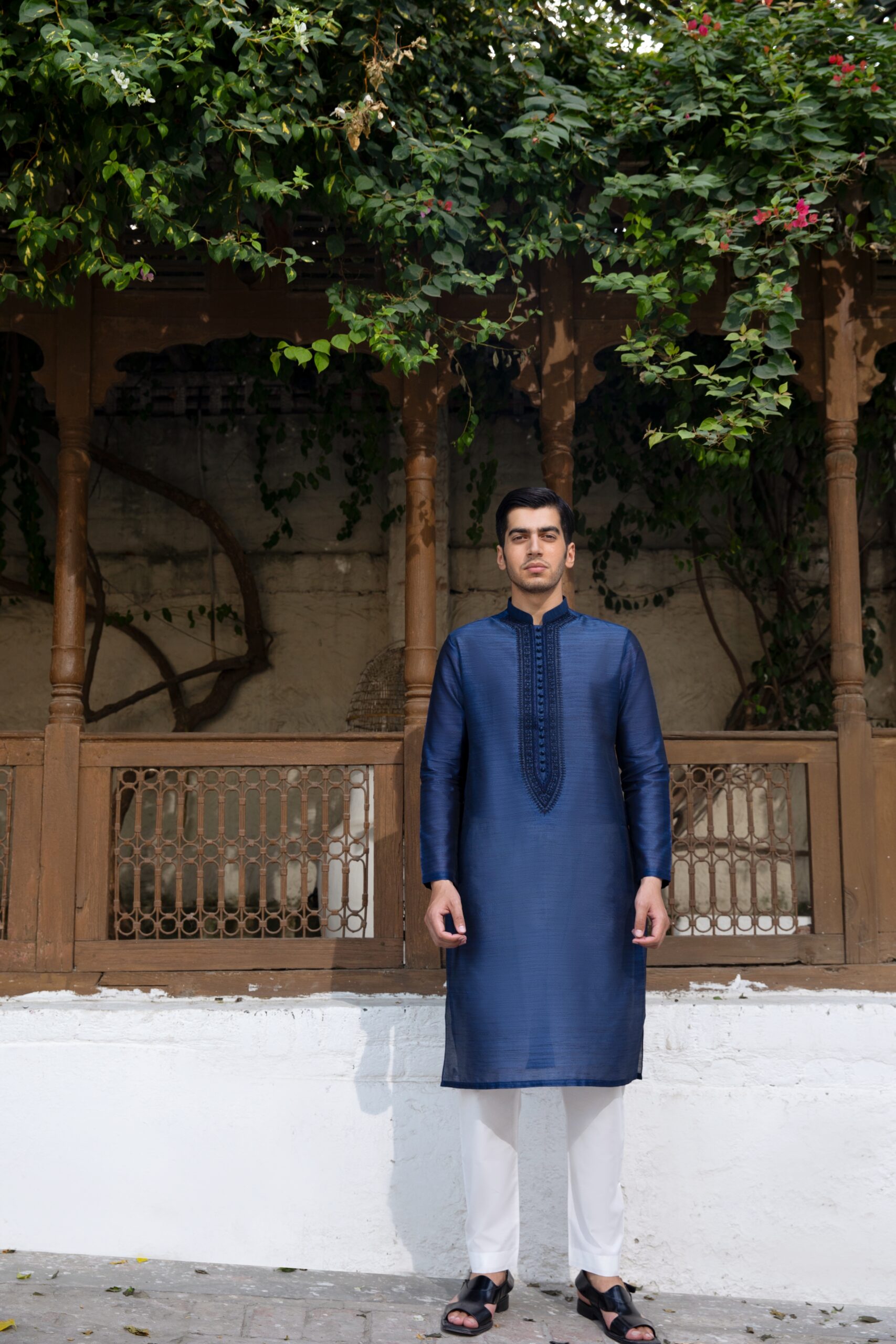 Navy Blue Hand Embroidered Synthetic Raw Silk Kurta (2-Piece) - Image 4