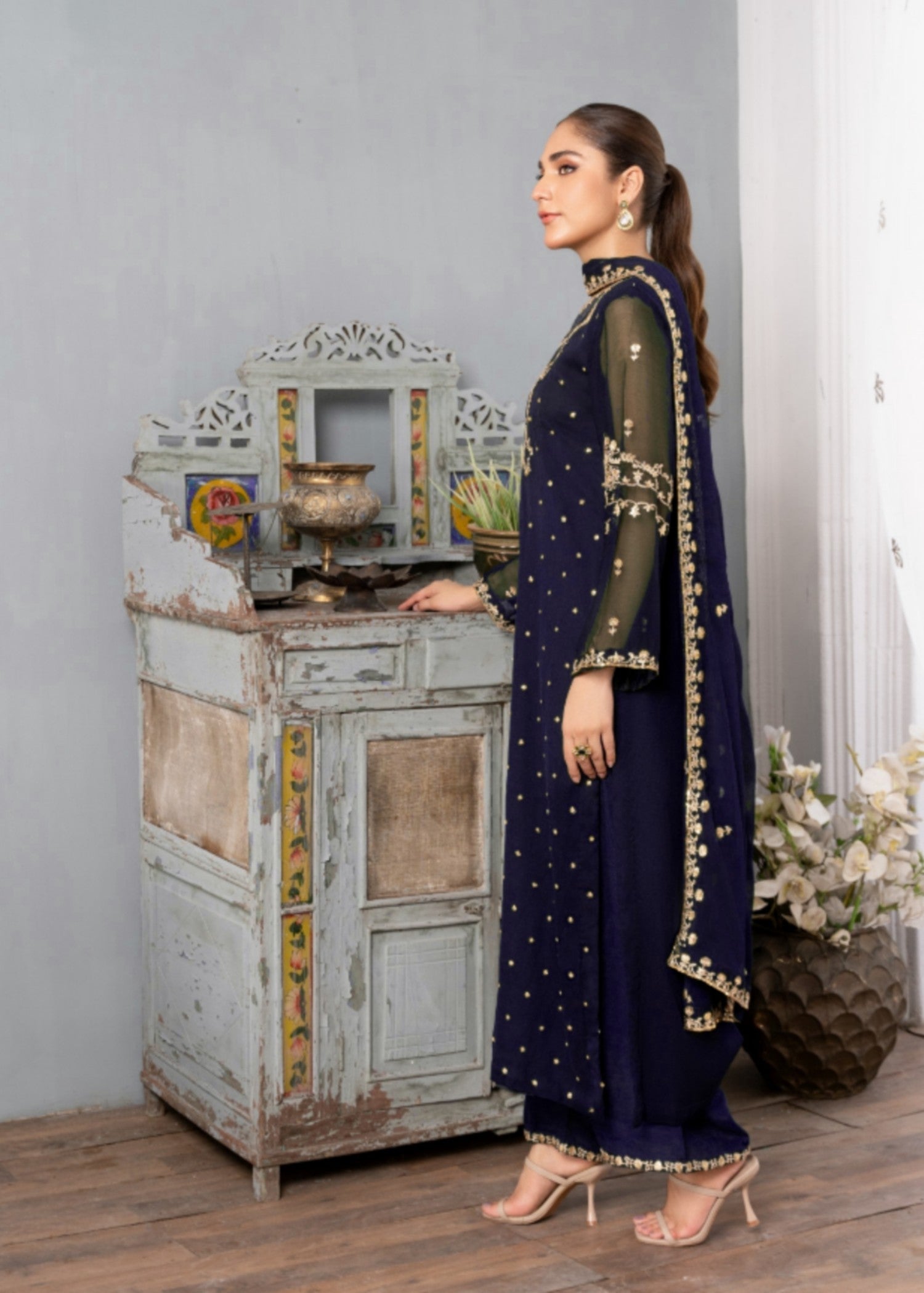 Pakistani Navy Blue Embroidered Chiffon Kurta Set (3-Piece) - Image 2