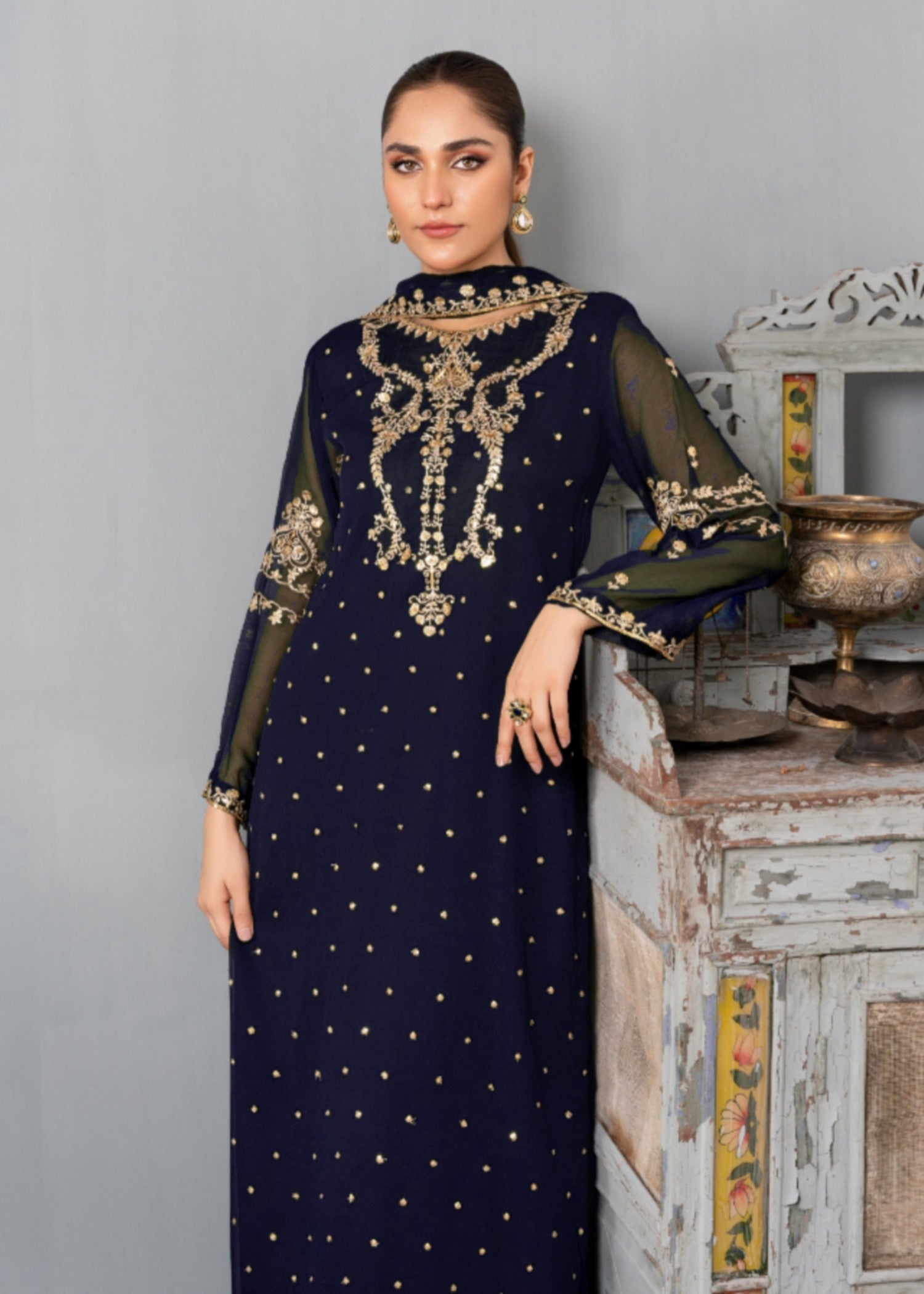 Pakistani Navy Blue Embroidered Chiffon Kurta Set (3-Piece) - Image 4