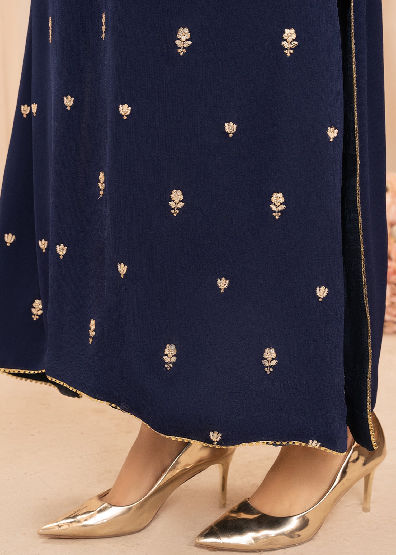 Navy Blue Embroidered Chiffon Kurta Set (3-Piece) - Image 5
