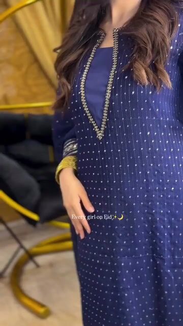 Navy Blue Embroidered Chiffon Kurta Set (3-Piece) - Image 5