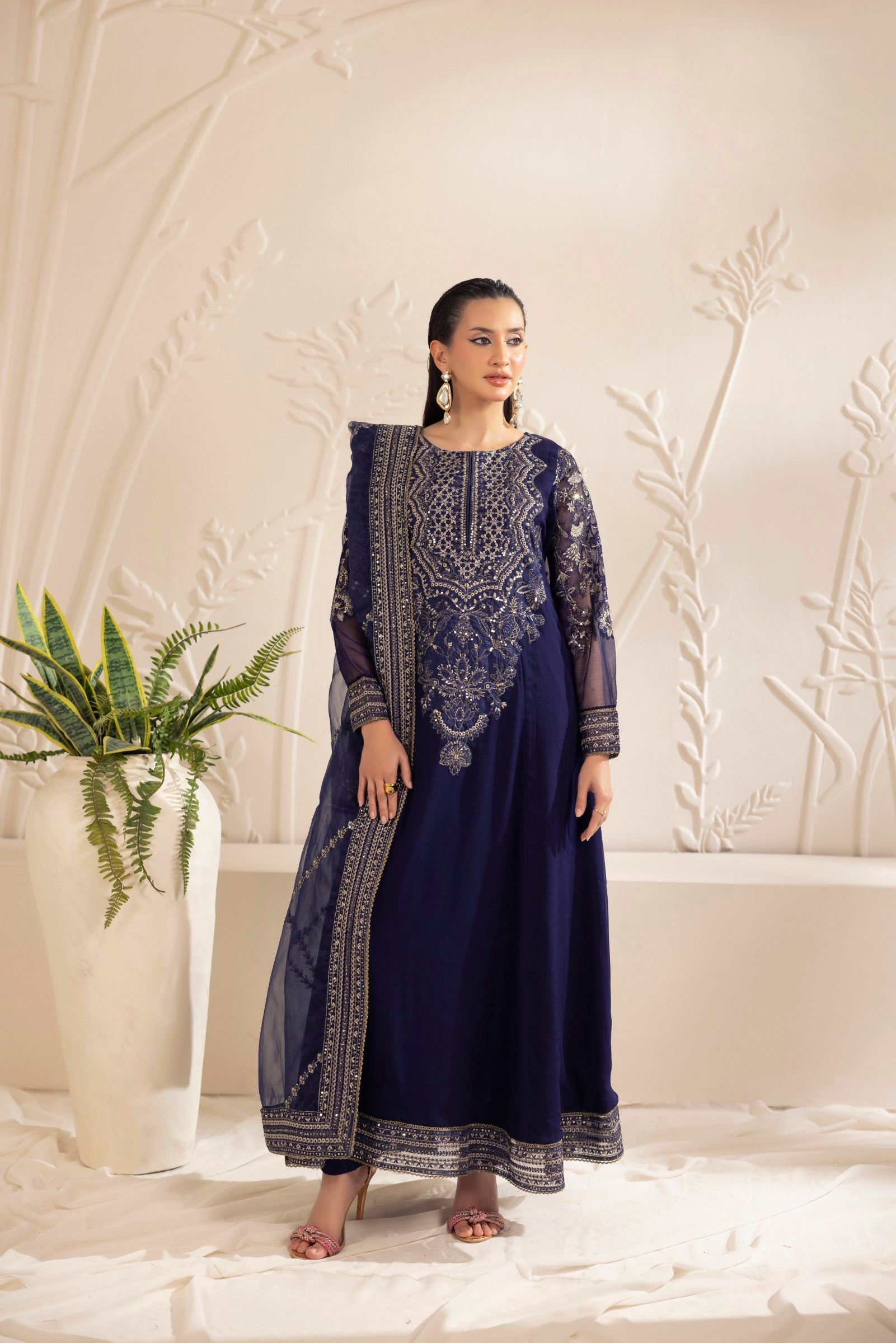 Pakistani Navy Blue Embroidered Chiffon & Organza Salwar Kameez (3-Piece) - Image 3