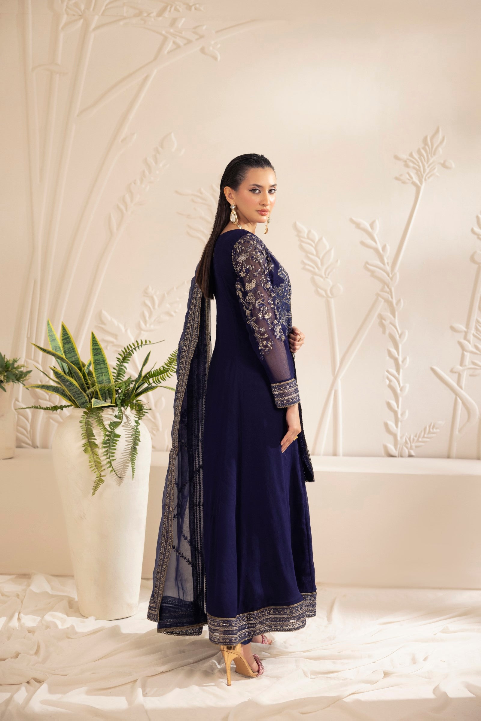 Pakistani Navy Blue Embroidered Chiffon & Organza Salwar Kameez (3-Piece) - Image 5