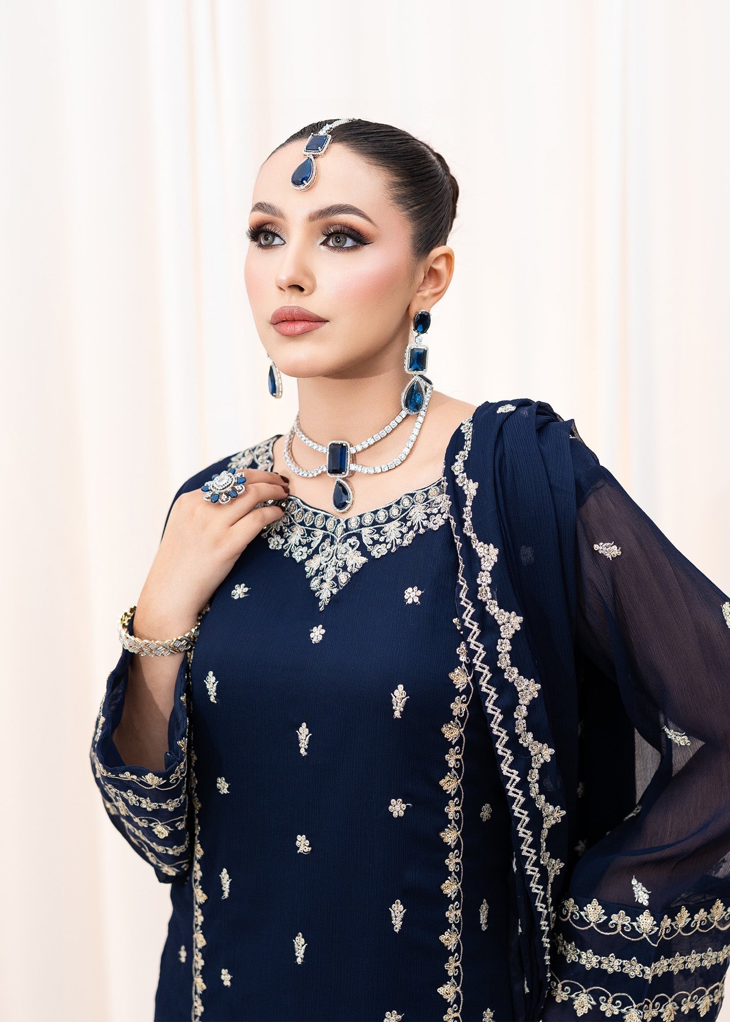 Pakistani Navy Blue Embroidered Chiffon Kurta Set (3-Piece) - Image 4