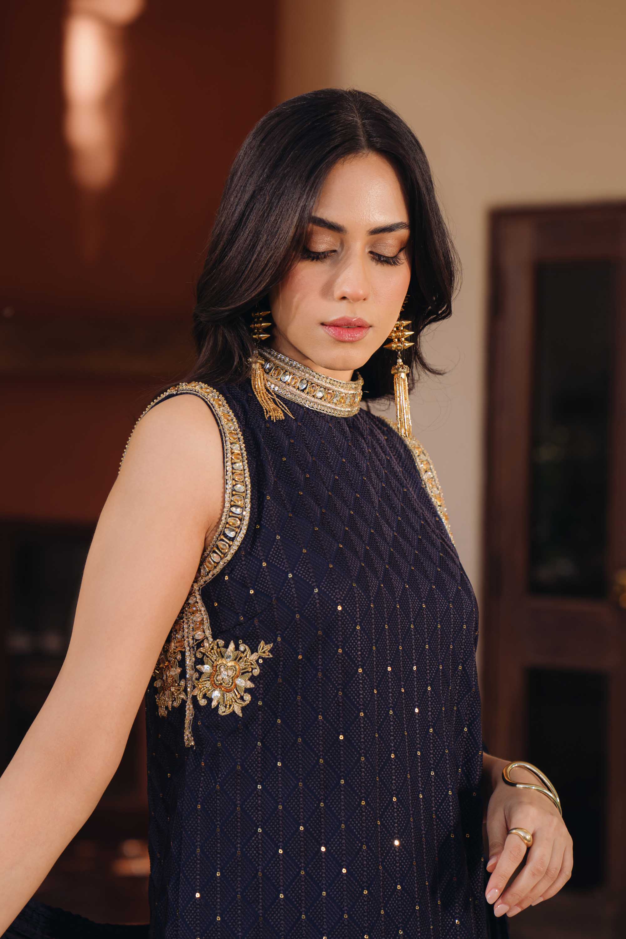 Navy Blue Sequinned Georgette Salwar Kameez (3-Piece) - Image 3