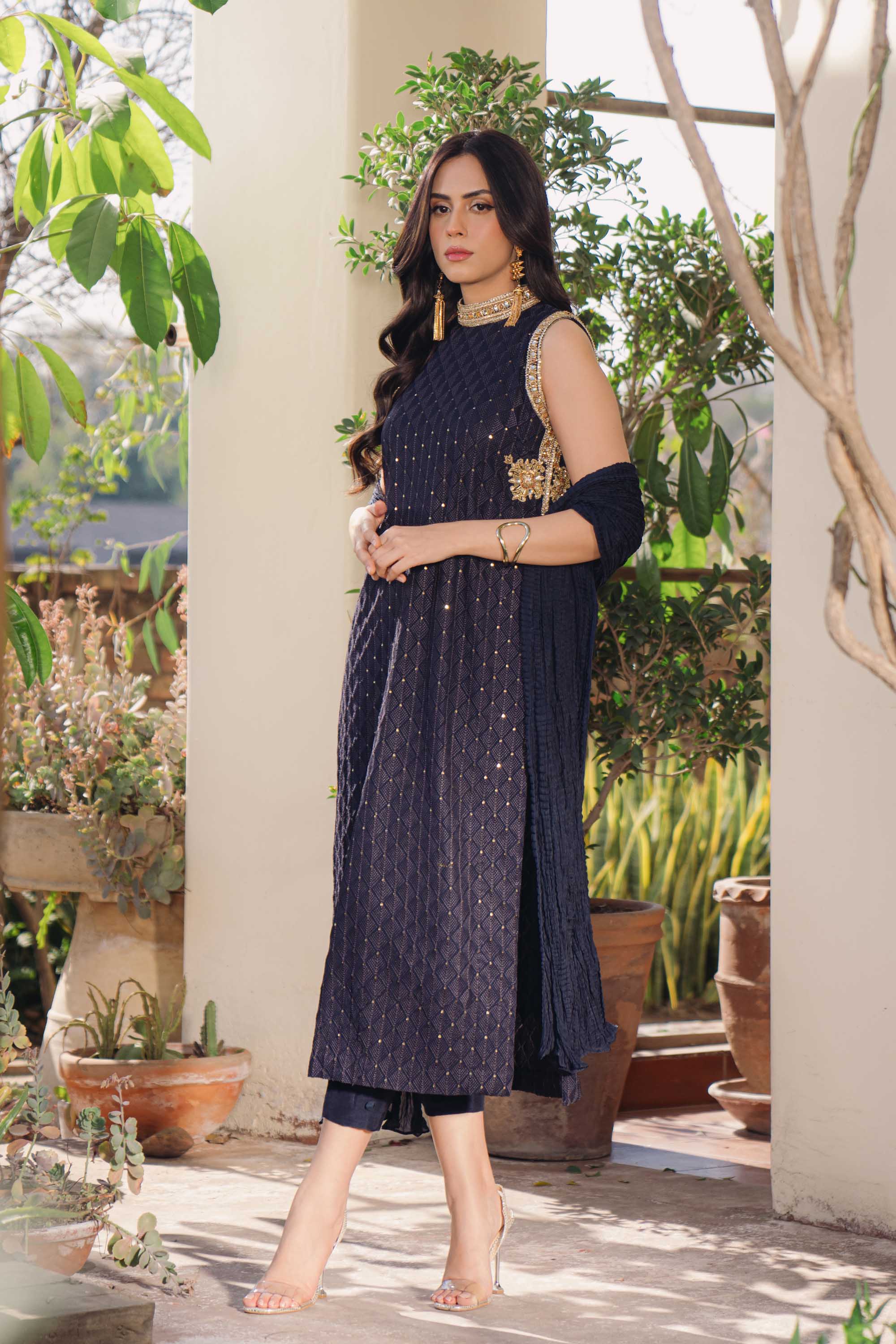 Navy Blue Sequinned Georgette Salwar Kameez (3-Piece) - Image 4