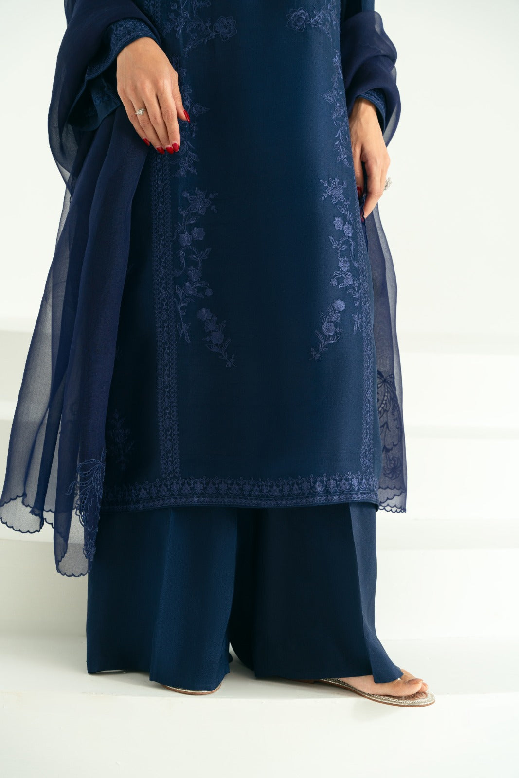 Navy Blue Embroidered Raw Silk Salwar Kameez (3-Piece) - Image 5