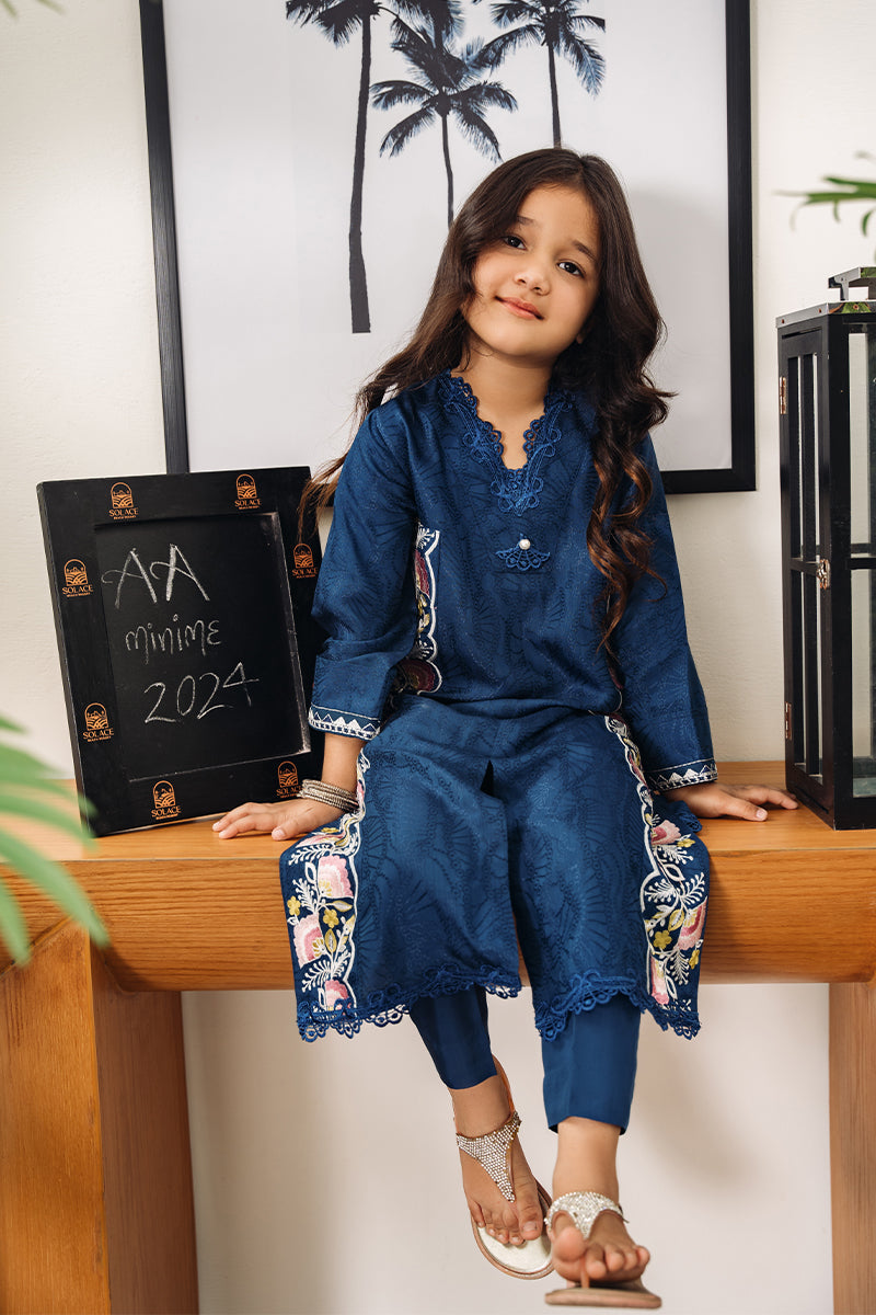 Pakistani Navy Embroidered Embossed Silk Kurta Set (2-Piece) - Image 3