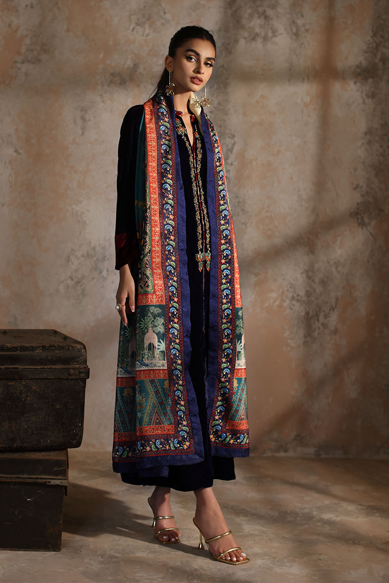 Pakistani Navy Blue Embroidered Velvet Salwar Kameez (3-Piece) - Image 6