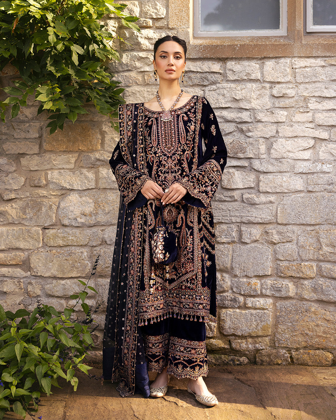 Pakistani Navy Blue Embroidered Velvet Salwar Kameez (3-Piece) - Image 6