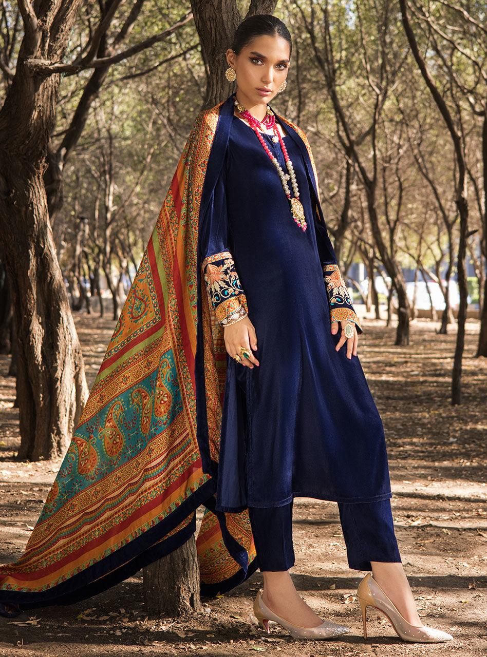 Pakistani Deep Navy Embroidered Velvet Salwar Kameez (3-Piece) - Image 5