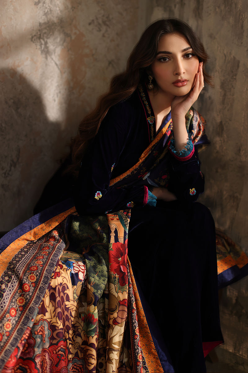 Navy Blue Embroidered Velvet Salwar Kameez (3-Piece) - Image 4