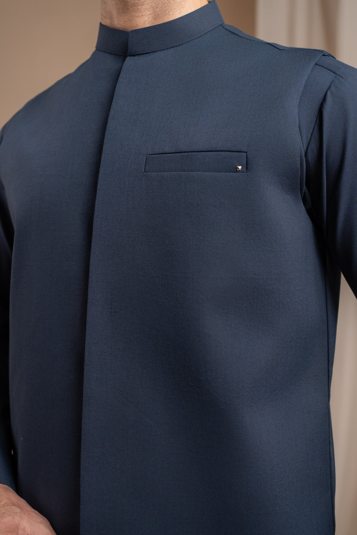 Navy Blue Blended Straight-Cut Waistcoat Kurta (3-Piece) - Image 4