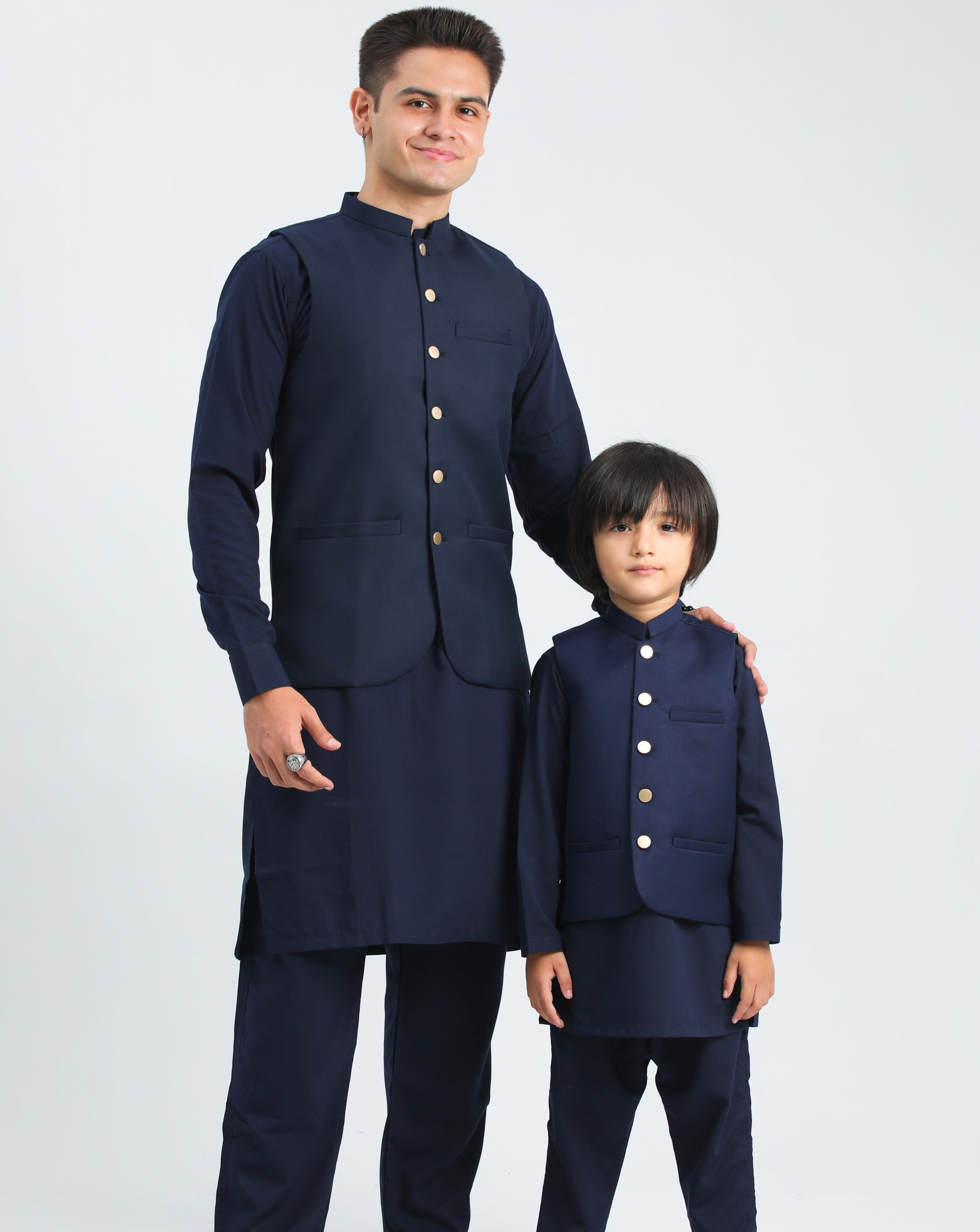 Navy Blue Blended Waistcoat Kurta (3-Piece) - Image 6