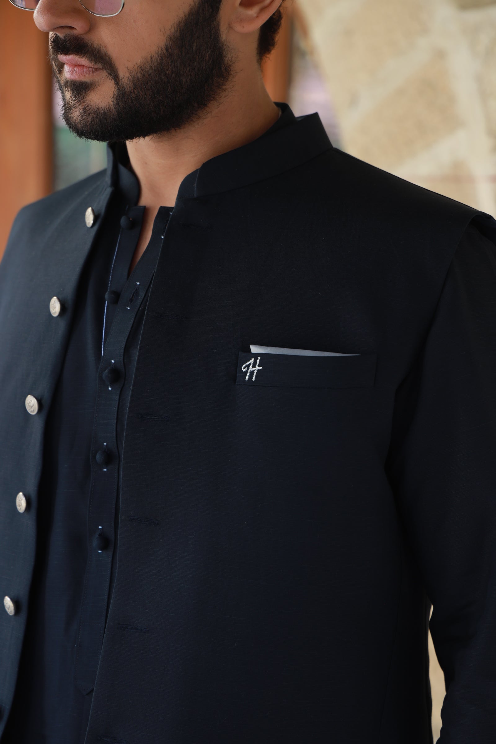 Navy Blue Embroidered Linen Waistcoat Kurta (3-Piece) - Image 3