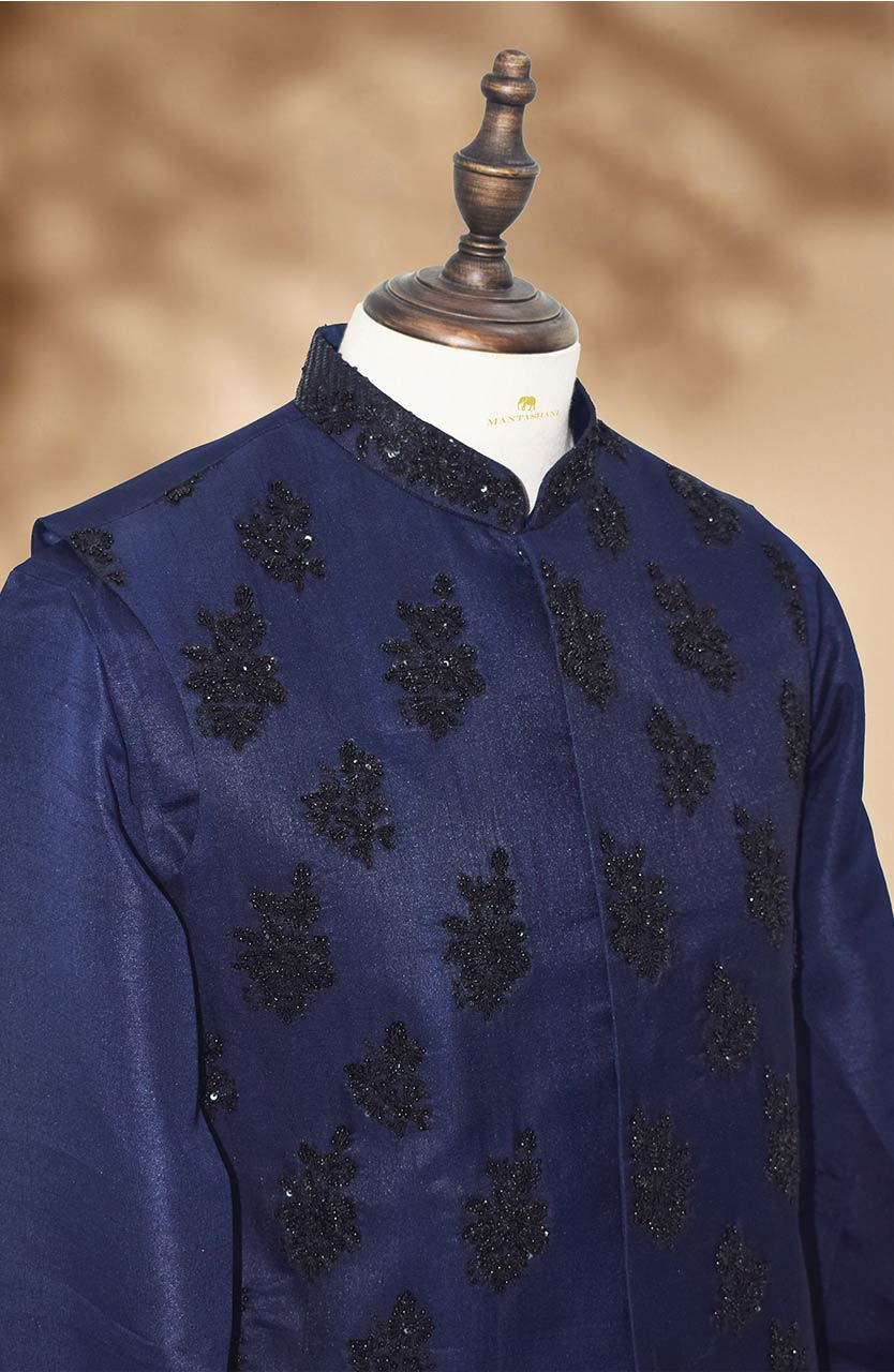Navy Blue Embellished Silk-Blend Waistcoat Kurta (3-Piece) - Image 10