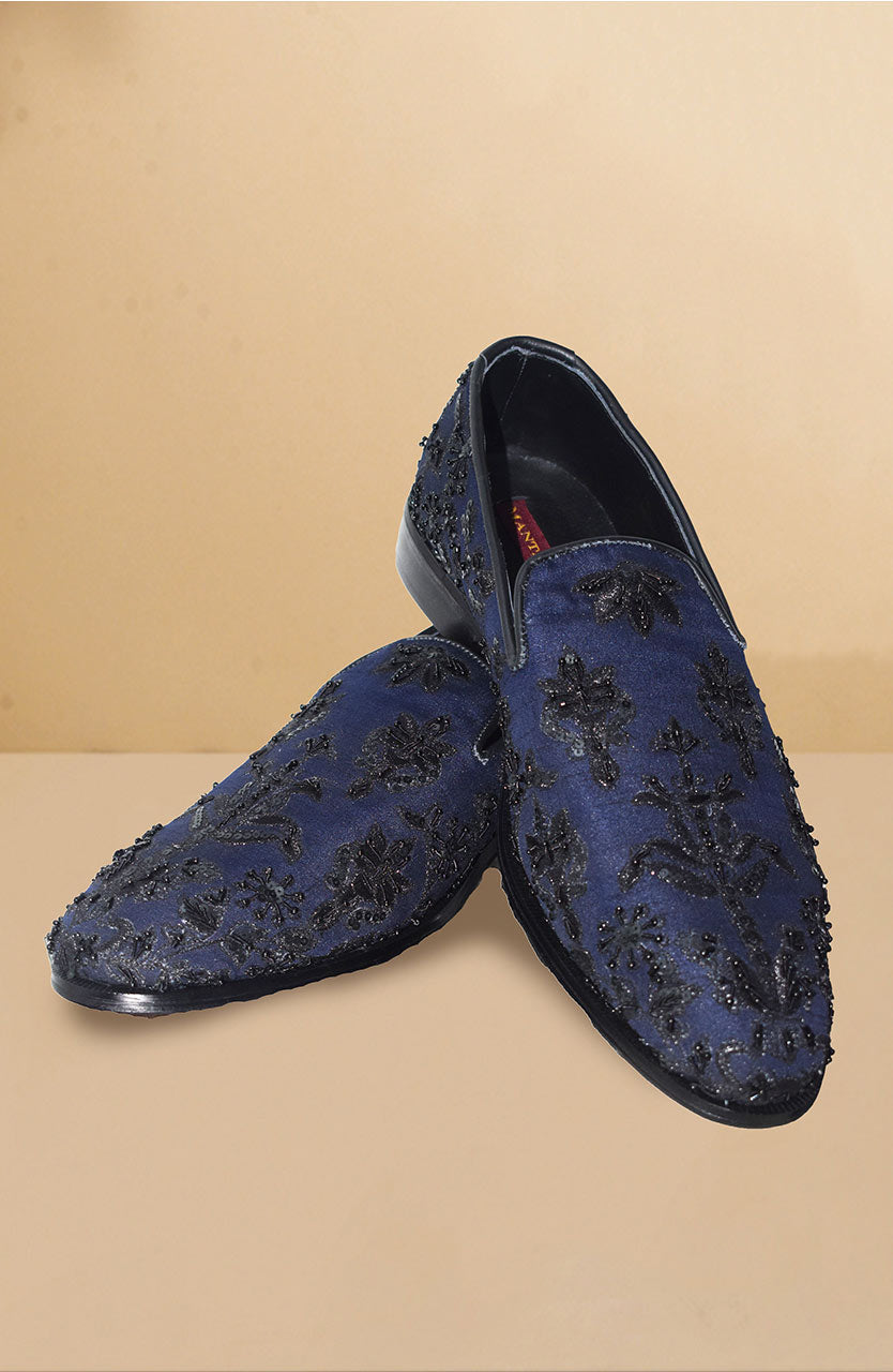 Navy Blue Embellished Silk-Blend Waistcoat Kurta (3-Piece) - Image 12