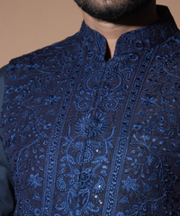 Navy Blue Resham Embroidered Silk-Blend Waistcoat Kurta (3-Piece) - Image 4
