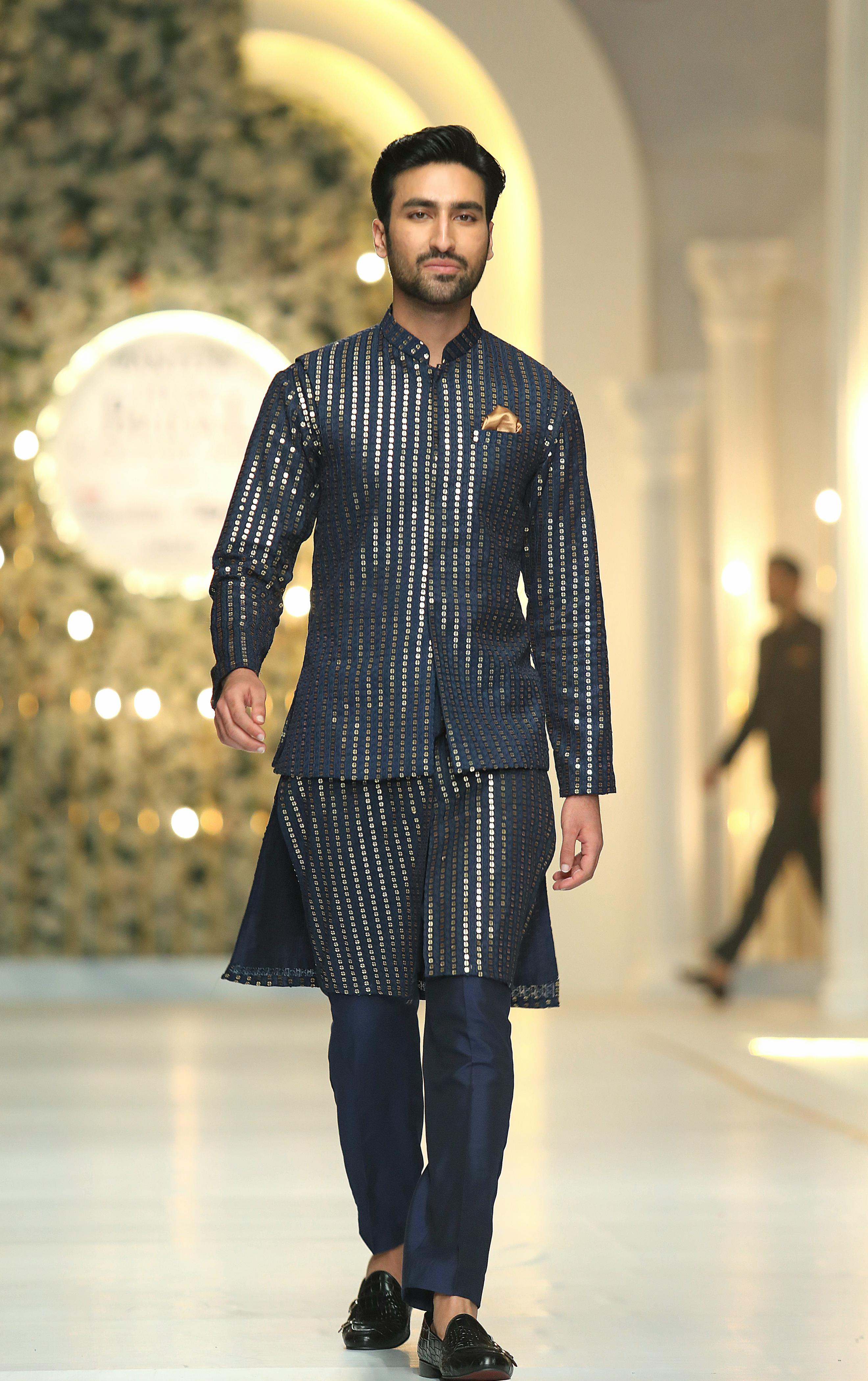 Navy Blue Sequin-Embroidered Silk-Blend Waistcoat Kurta (3-Piece) - Image 3