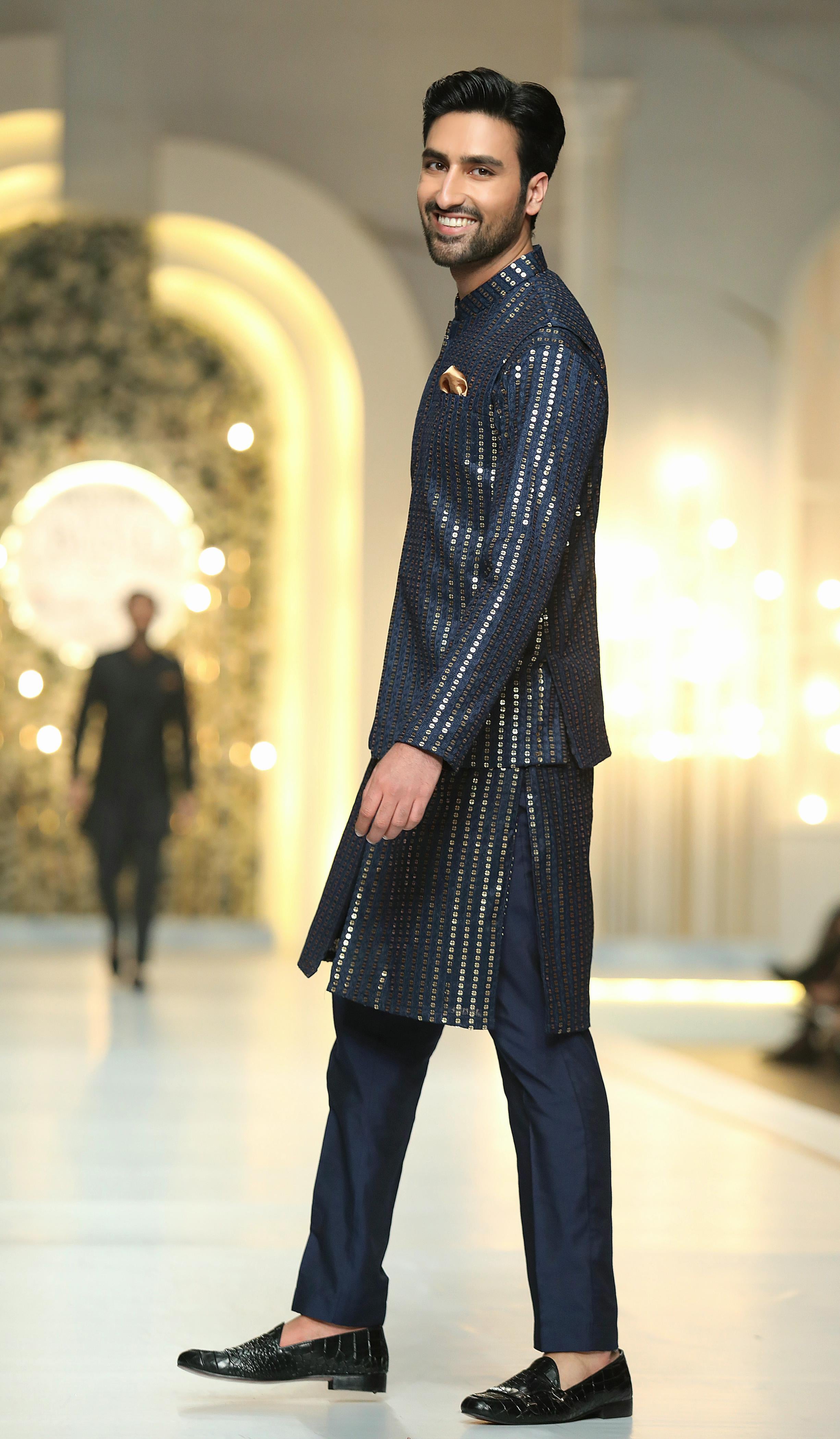 Navy Blue Sequin-Embroidered Silk-Blend Waistcoat Kurta (3-Piece) - Image 4