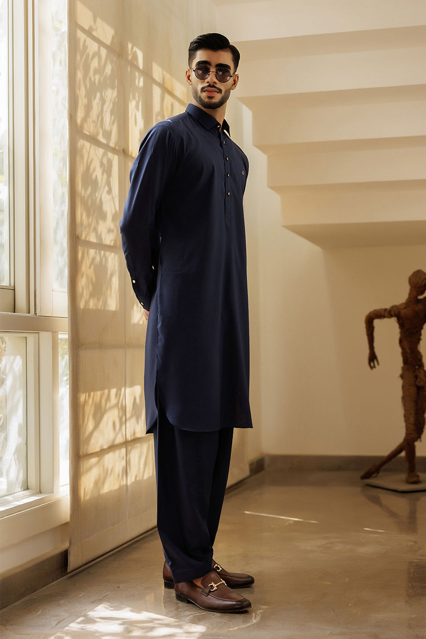 Navy Blue Embroidered Suiting Waistcoat Kurta (3-Piece) - Image 3